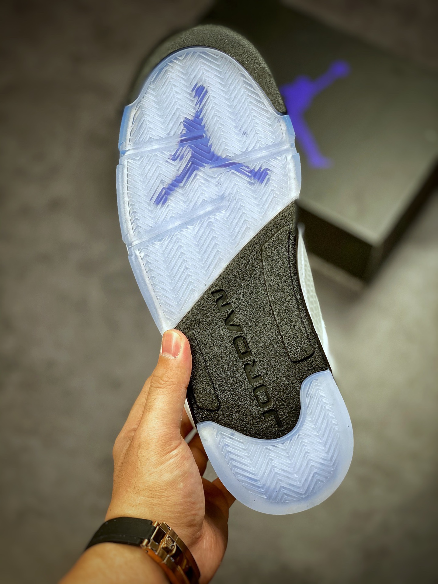 Air Jordan 5 ”Stealth 2.0” White Blue DD0587-141-Top High Quatity Cheap Sneakers Fashion Clothing Clothes Bags handbags Shoes of all Brand wholesale With The best Quality And Beautiful Price from China Factory Chinese suppliers wholesaler seller Air Jordan 5 ”Stealth 2.0” White Blue DD0587-141