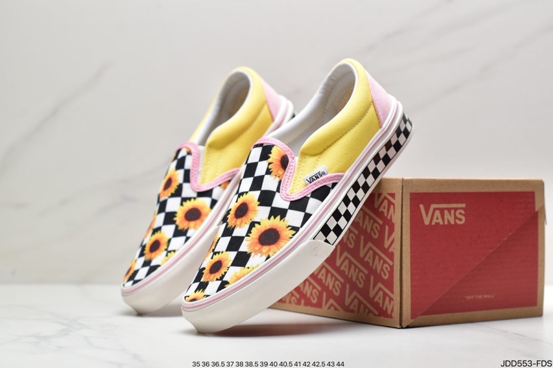 Vans Vance Official Classic Slip-On Low-Top Sneakers Sneakers