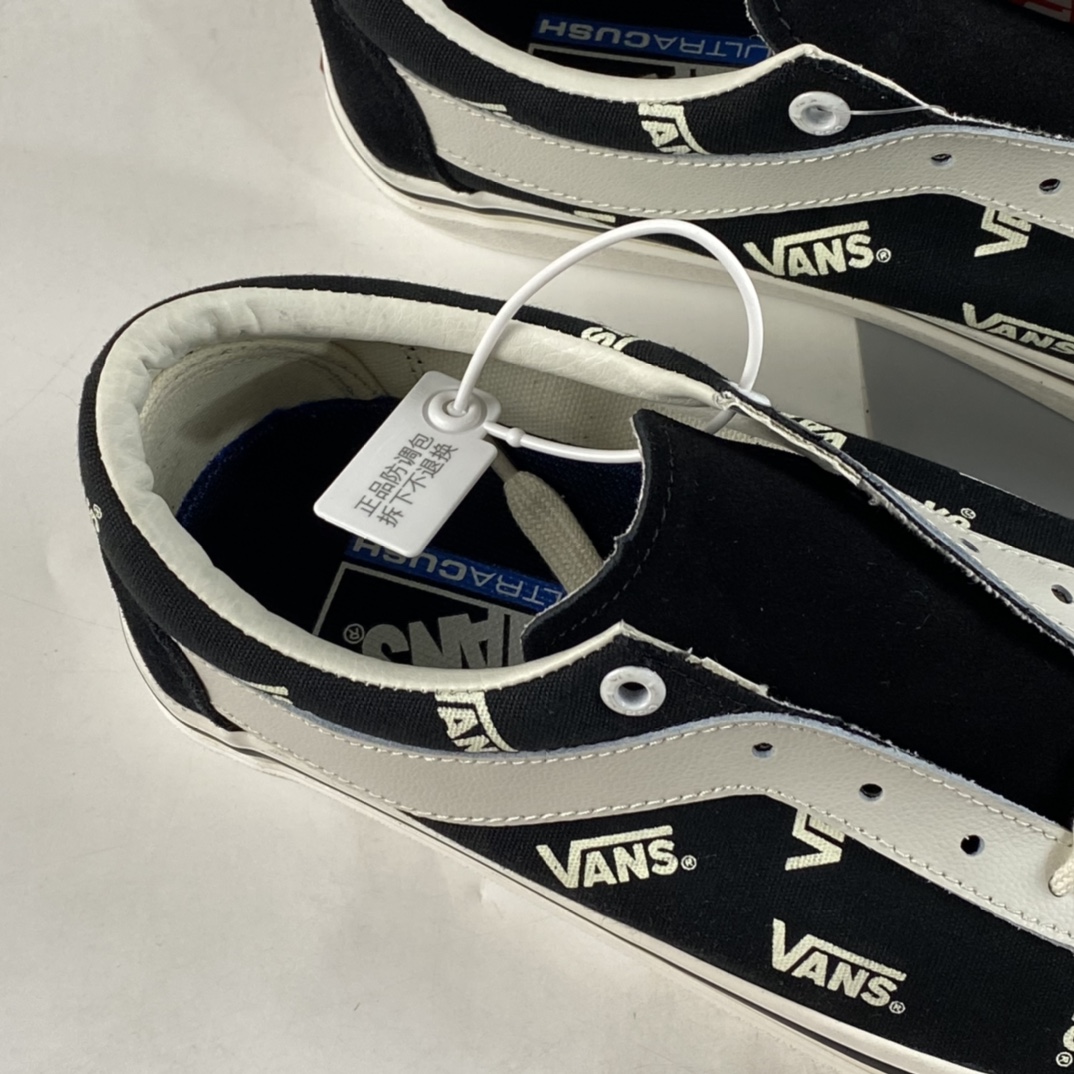 Vans Bold Ni Classic Black and White Logo Low-Top Sneakers VN0A3WLPWQW