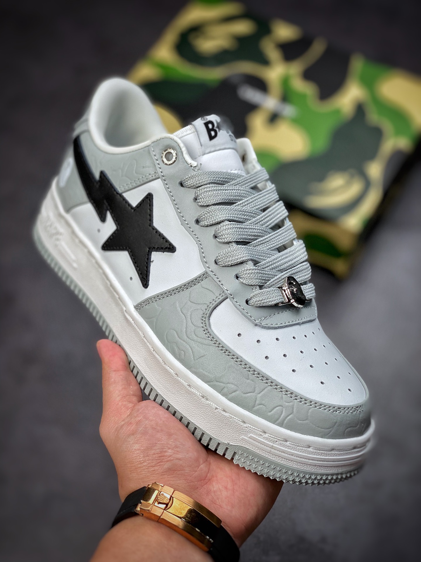 Bape Sta To Low star with the same ape head classic patent leather low-top sports casual sneakers