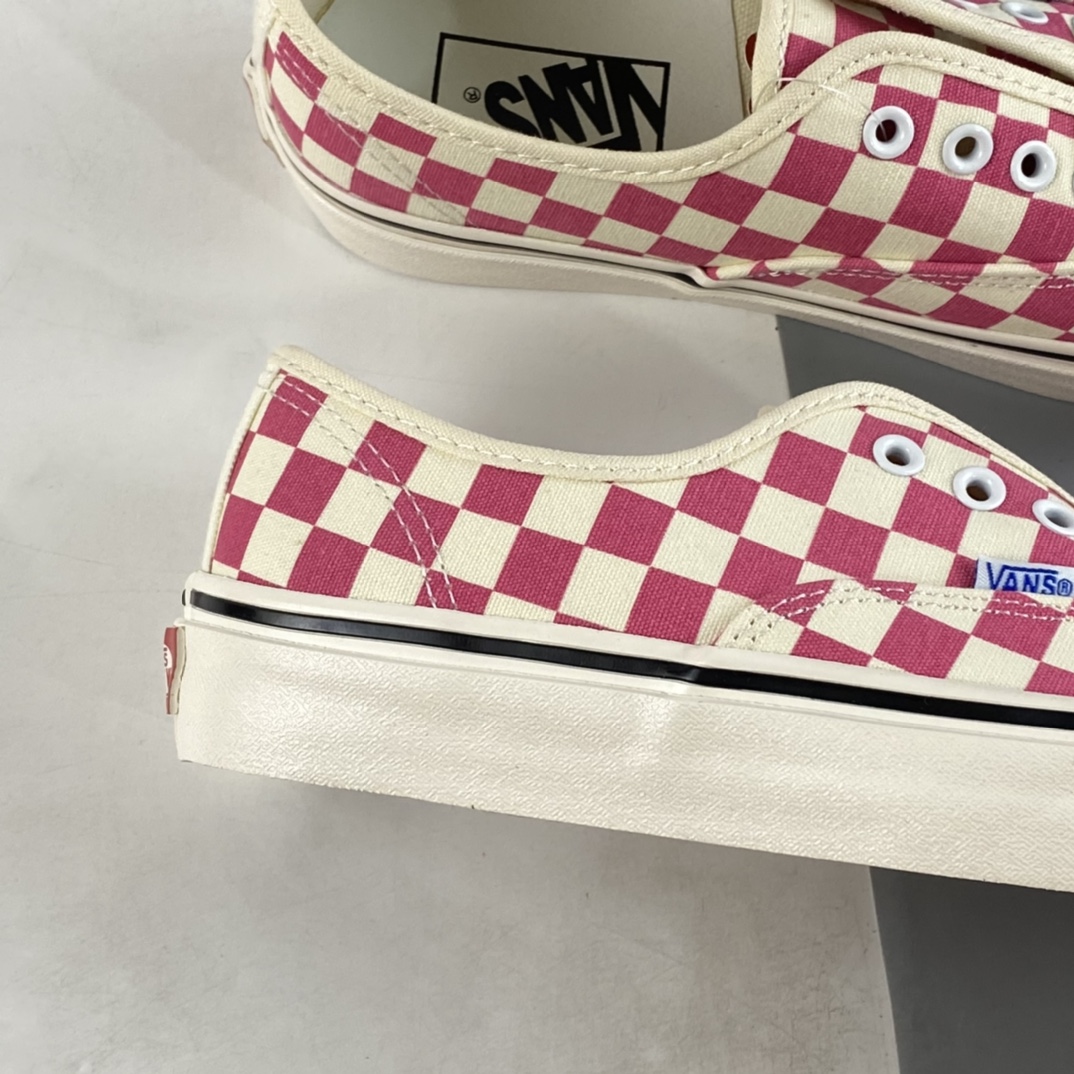 Vans Authentic Vans Comfortable Breathable Checkerboard Women's Casual Skateboard Shoes VN0A54F241J