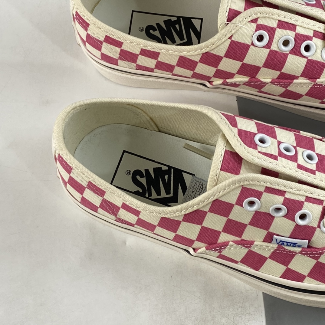 Vans Authentic Vans Comfortable Breathable Checkerboard Women's Casual Skateboard Shoes VN0A54F241J