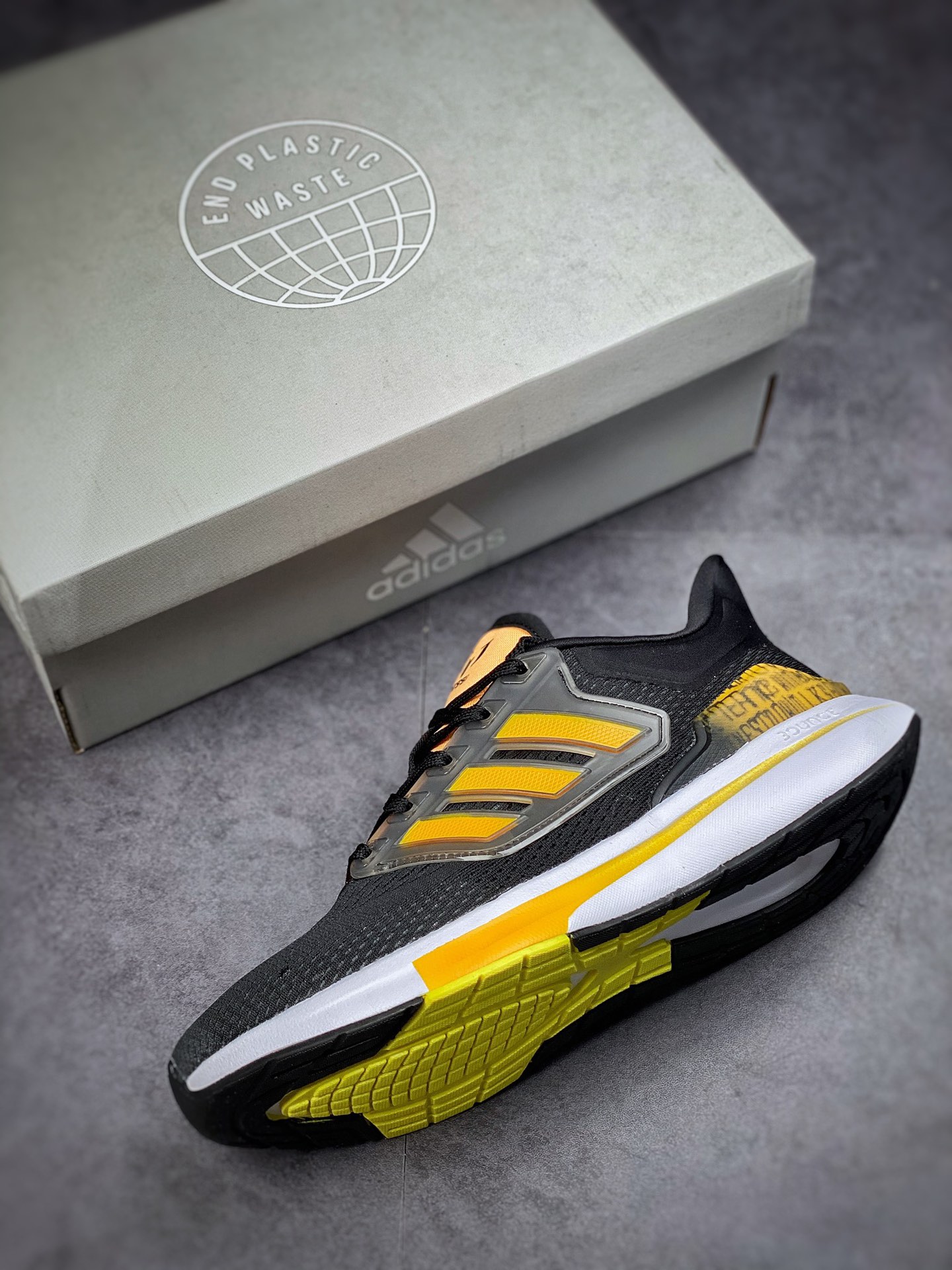 Adidas EQ21 RUN Officially Released Retro Running Shoes GZ4082