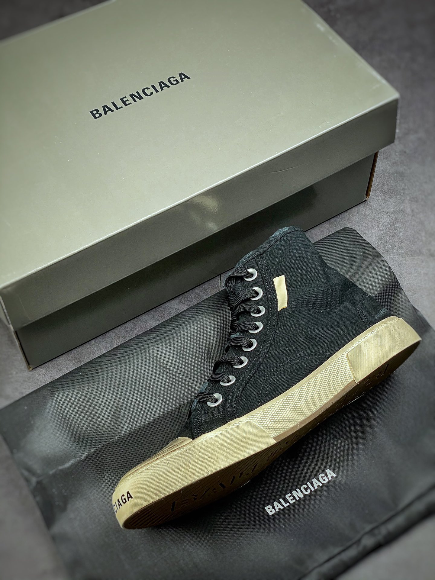 Balenciaga Paris High-top Canvas Paris summer series high-top retro wild canvas casual vulcanized shoes 688756 W3RC1 1090