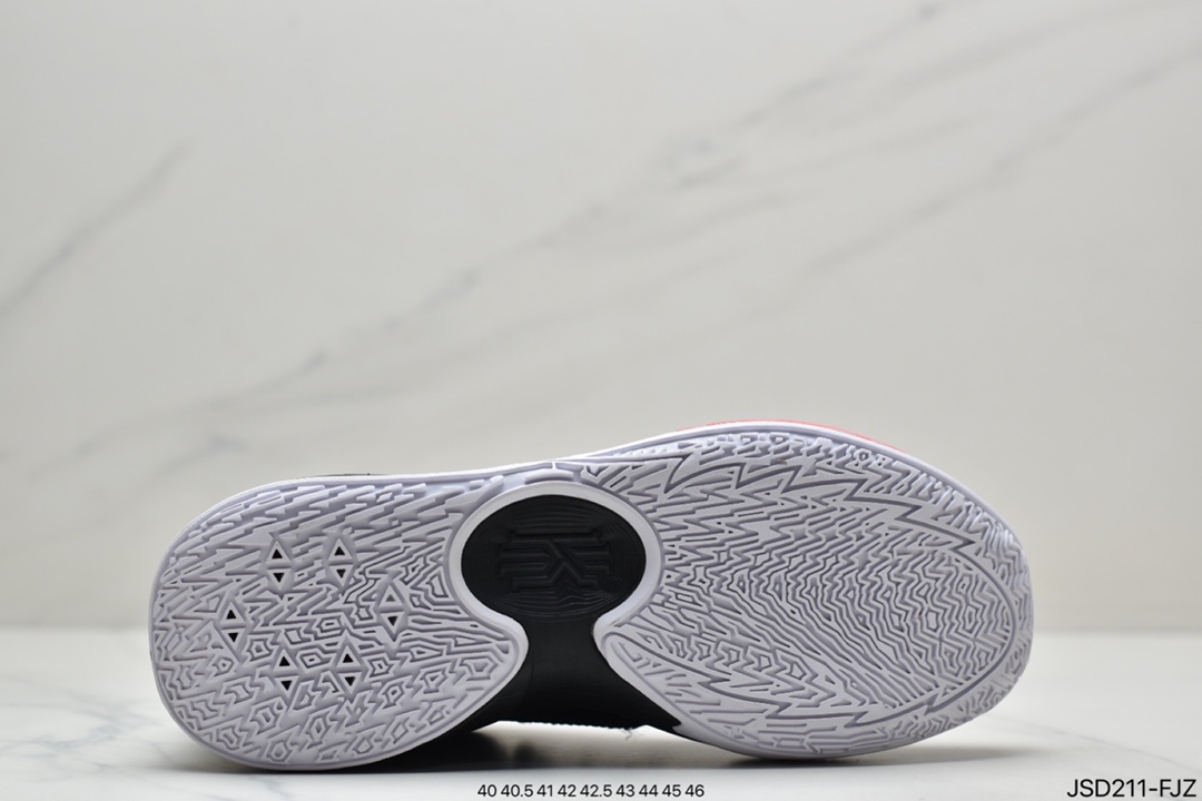 Nike/ The ultimate restoration of the integration of shoes and feet, the four-layer high-frequency process of the shoe body DJ6012