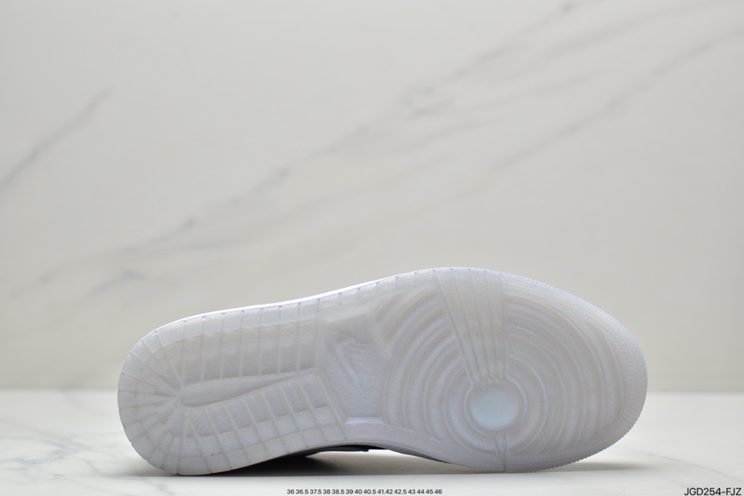 Air Jordan 1 Low SE Laser Panda DH6931-001