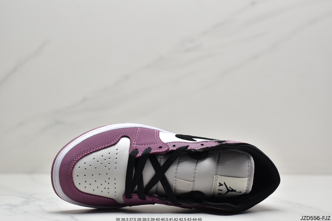 A new color matching Air Jordan 1 Mid berry pink whole pair of shoes DC7267-500