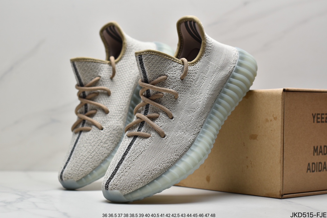 Kanye West x Adidas Yeezy Boost 350 V2”Light” Versatile Lightweight Popcorn Midsole Jogging Shoes