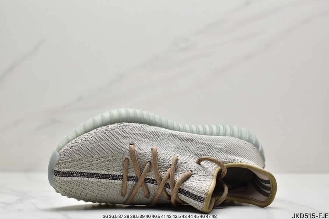 Kanye West x Adidas Yeezy Boost 350 V2”Light” Versatile Lightweight Popcorn Midsole Jogging Shoes