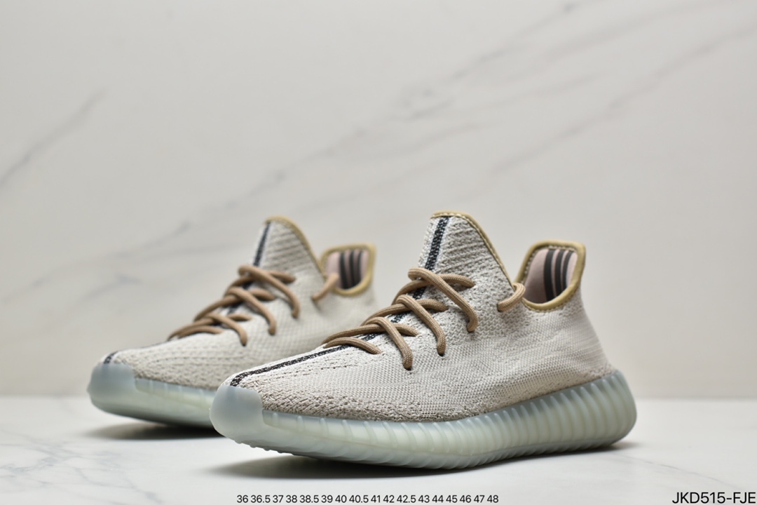 Kanye West x Adidas Yeezy Boost 350 V2”Light” Versatile Lightweight Popcorn Midsole Jogging Shoes