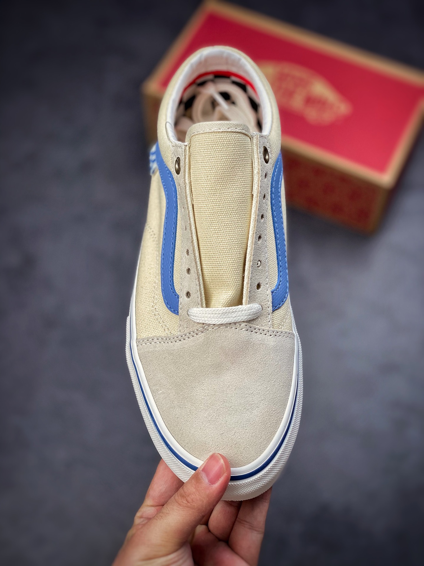 Vans Vans official Old Skool milk white blue side striped men's shoes women's shoes professional skateboard shoes VN0A5FCBACV