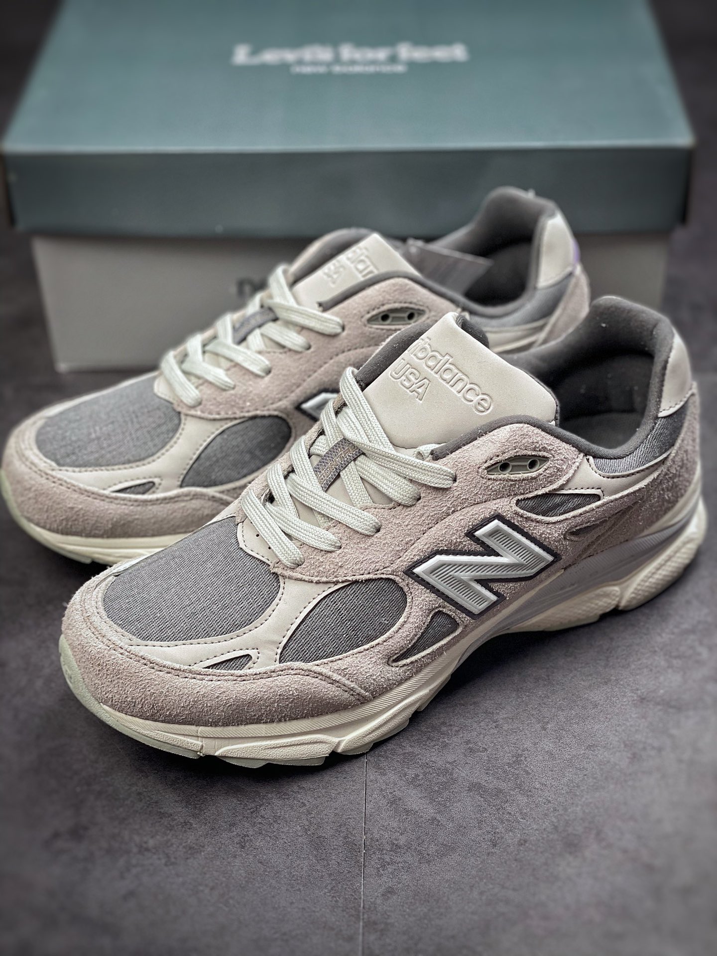 Levi's x New Balance M990LV3 series Levi's joint running shoes ”grey silver” M990LV3