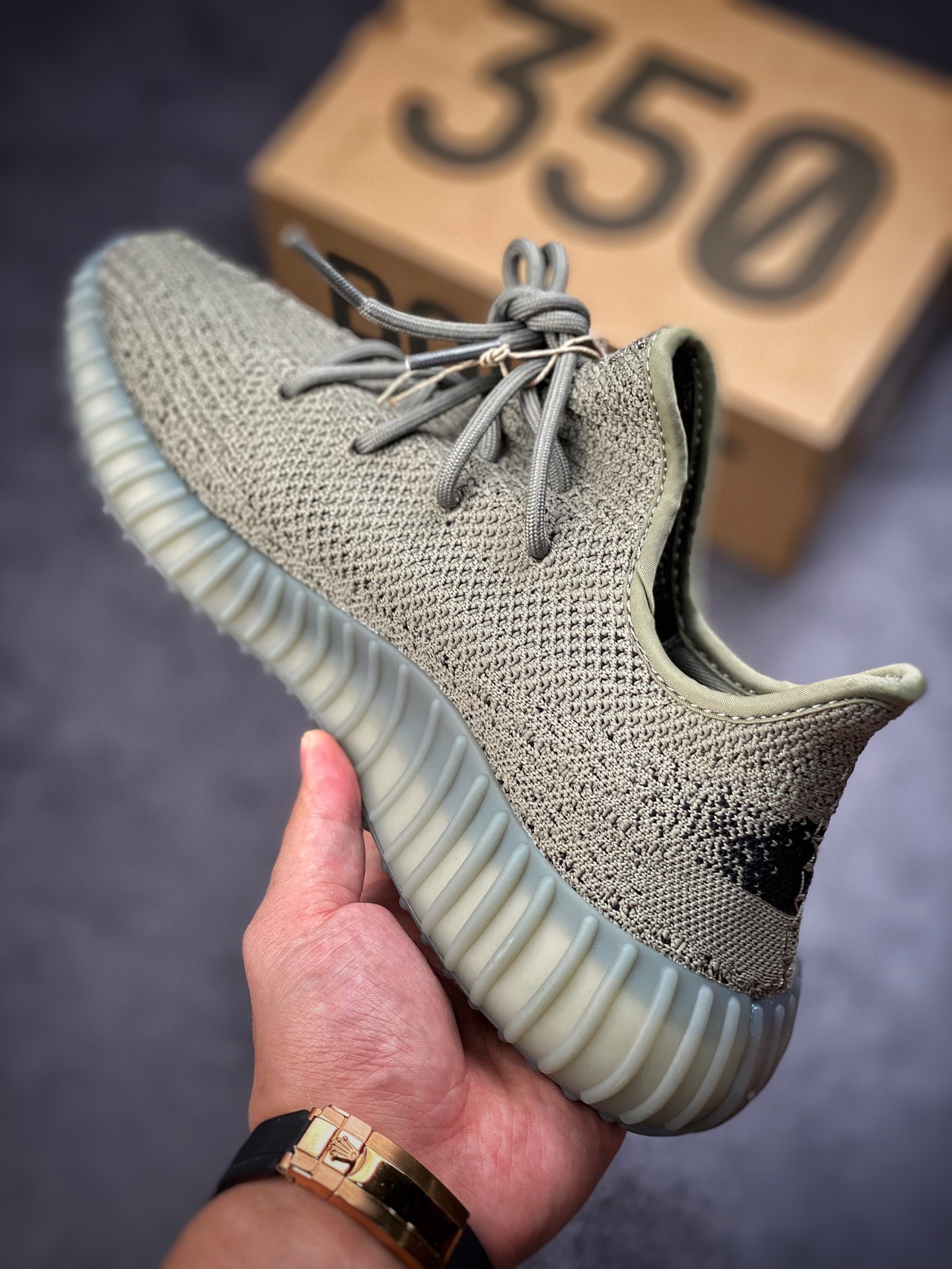 Yeezy 350 Boost V2 Army Green Black Foreign Trade Customer Designated Order HQ2059