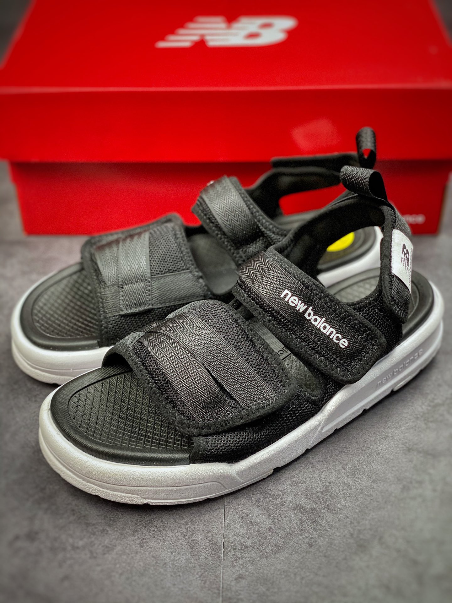 New balance summer new sports sandals Velcro design fashion simple SDL3206K