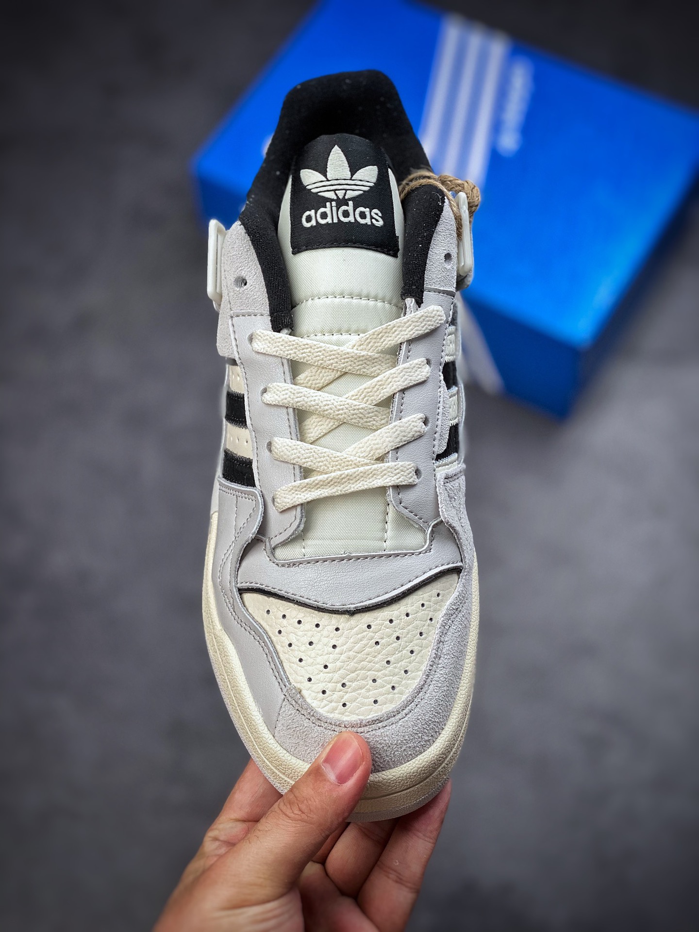 Overseas channel original box original standard version Adidas Forum 84 Low OG beige black board shoes GX6284