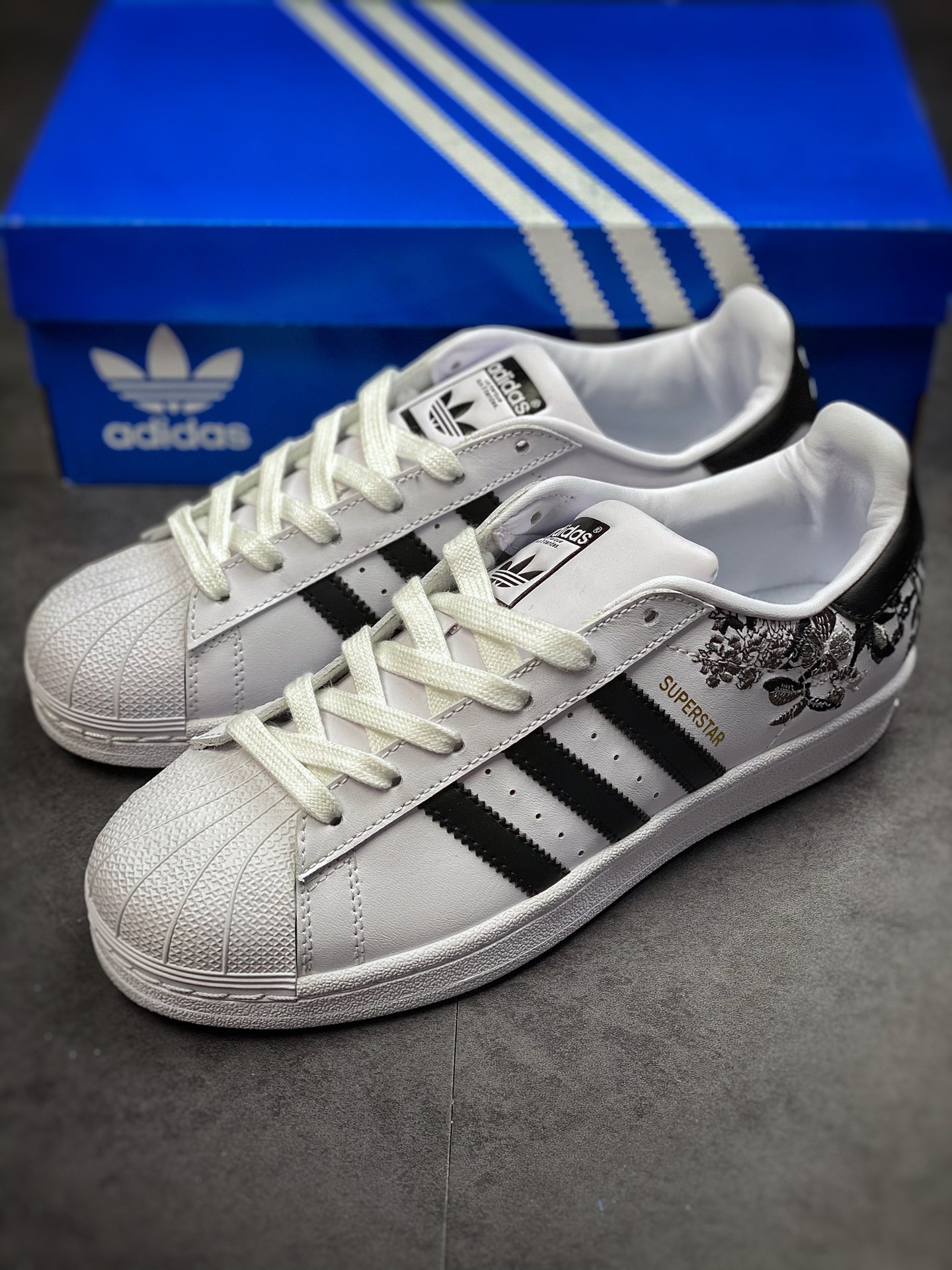 Adidas Originals SUPERSTAR Channel Genuine Order