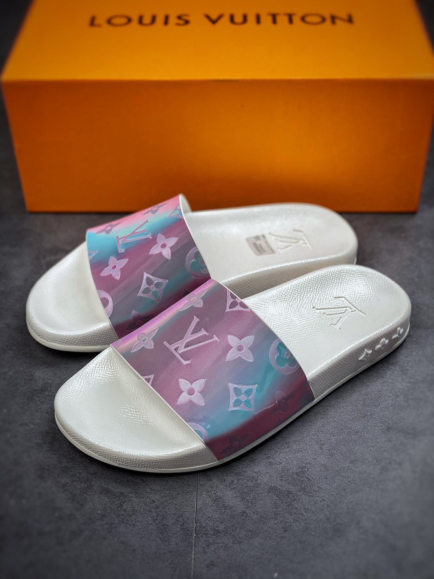 Louis Vuitton Lv/ trend classic old flower slipper continues the classic