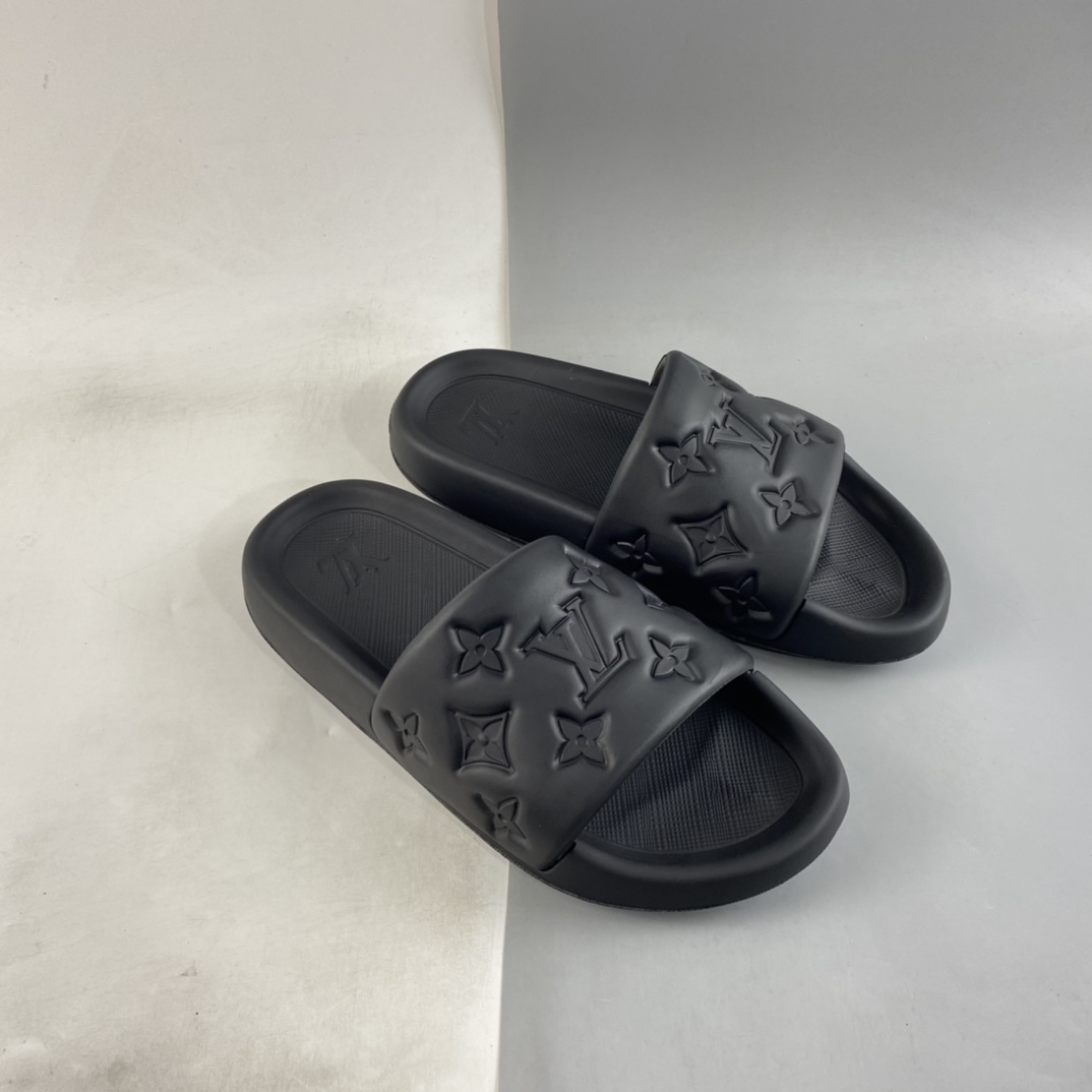 French luxury brand LVLouis Vuitton Waterfront ”Monogram” beach series sandals and slippers ”all black embossed LV old flower” 1A9FKK