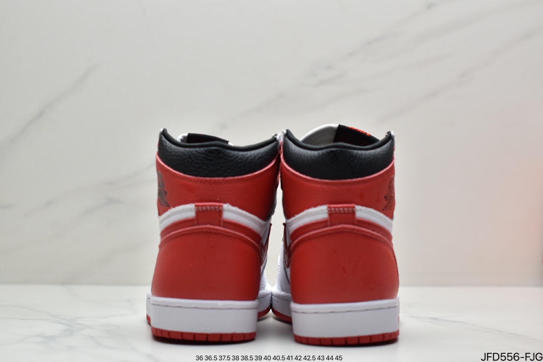 Air Jordan 1 Retro High OG ”Game Royal” AJ1 Jordan generation high top all-match cultural sports basketball shoes 555088