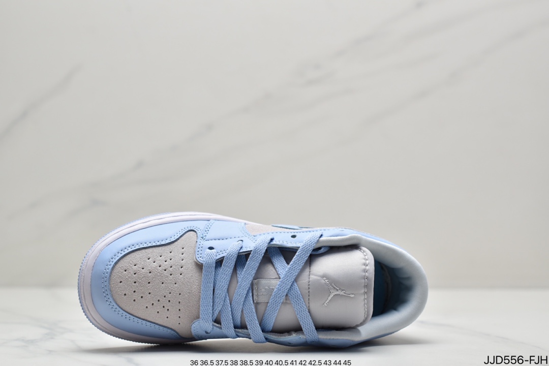 Air Jordan 1 Low Low Top Retro Culture Basketball Shoe
