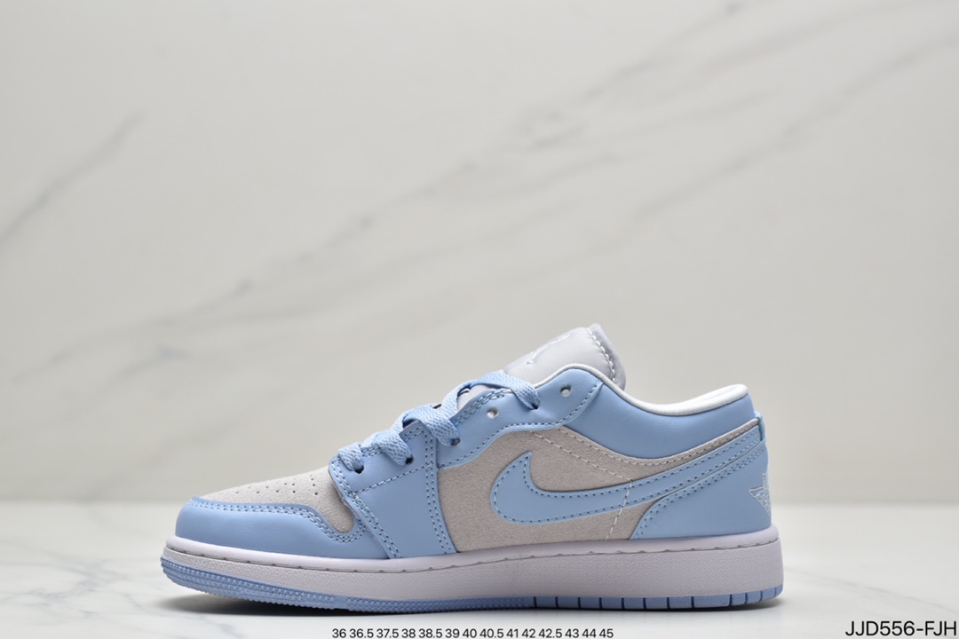 Air Jordan 1 Low Low Top Retro Culture Basketball Shoe