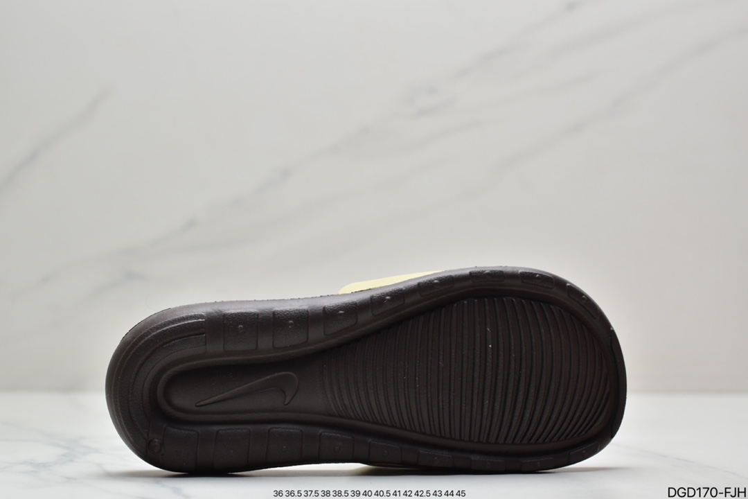 Summer new / Nike V ICTORI ONE SLIDE MIX beach sports wear-resistant casual trend fashion sports sandals slippers CN9675