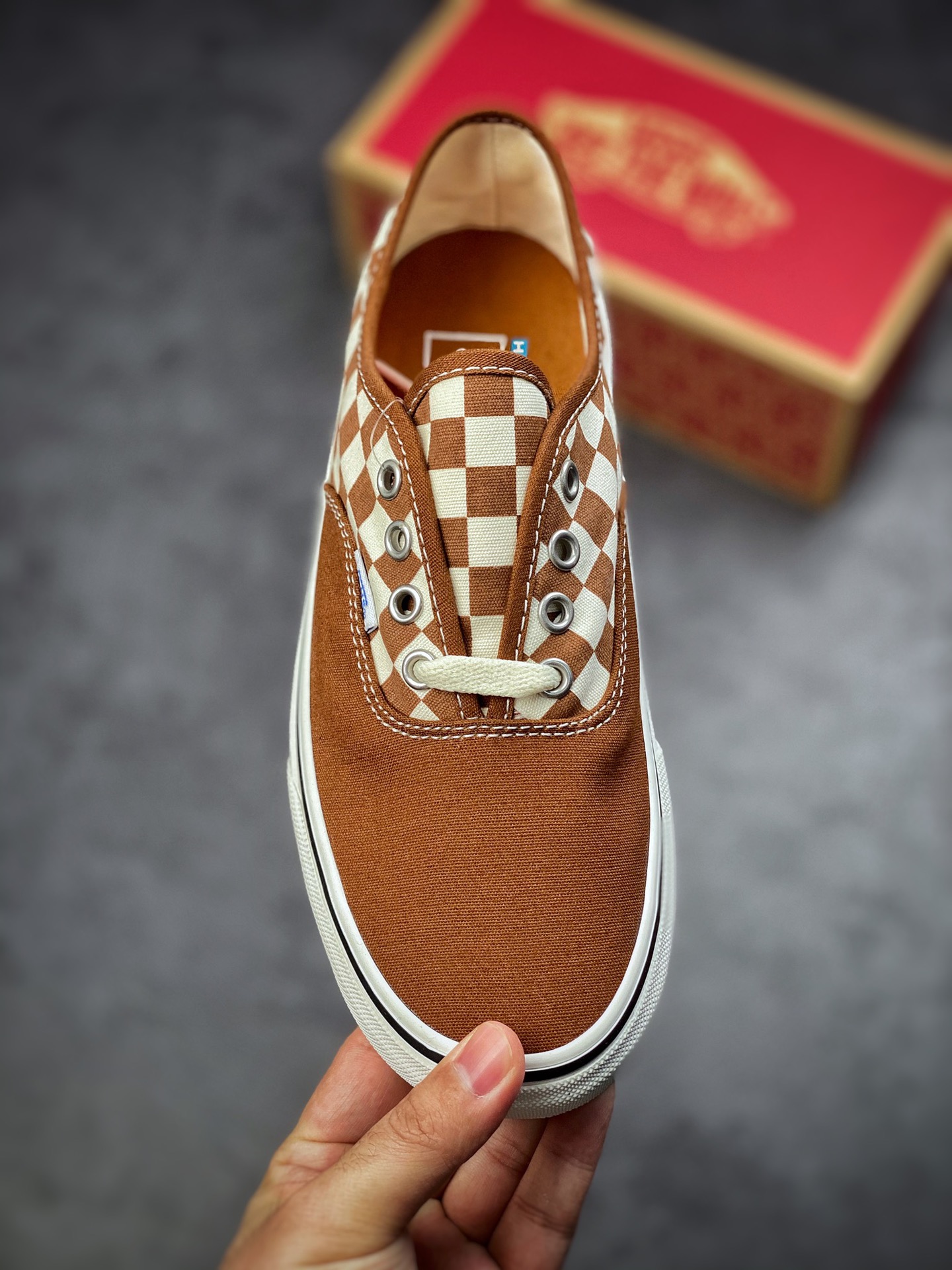 Vans Fans Official Authentic Qiao Brown Retro Modern Fan ”Grid” Open VN0A5HYPAXS