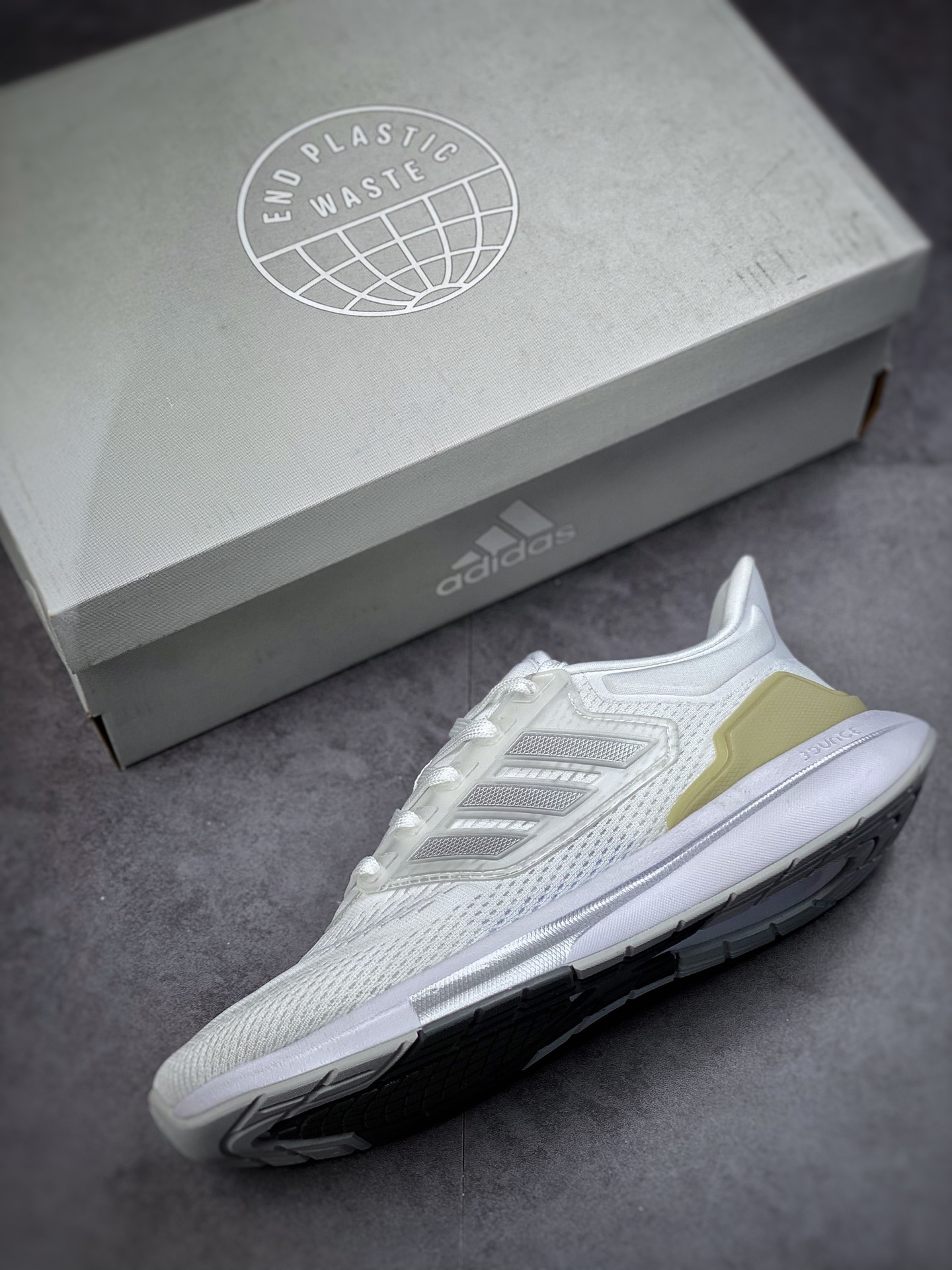 Adidas EQ21 RUN Officially Released Retro Running Shoes GZ0591