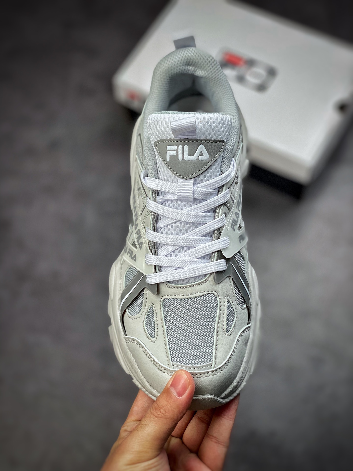 Italian sports aesthetics Fila Sport Interaction cross fishbone series net red dad wind increased 5RM01535-050