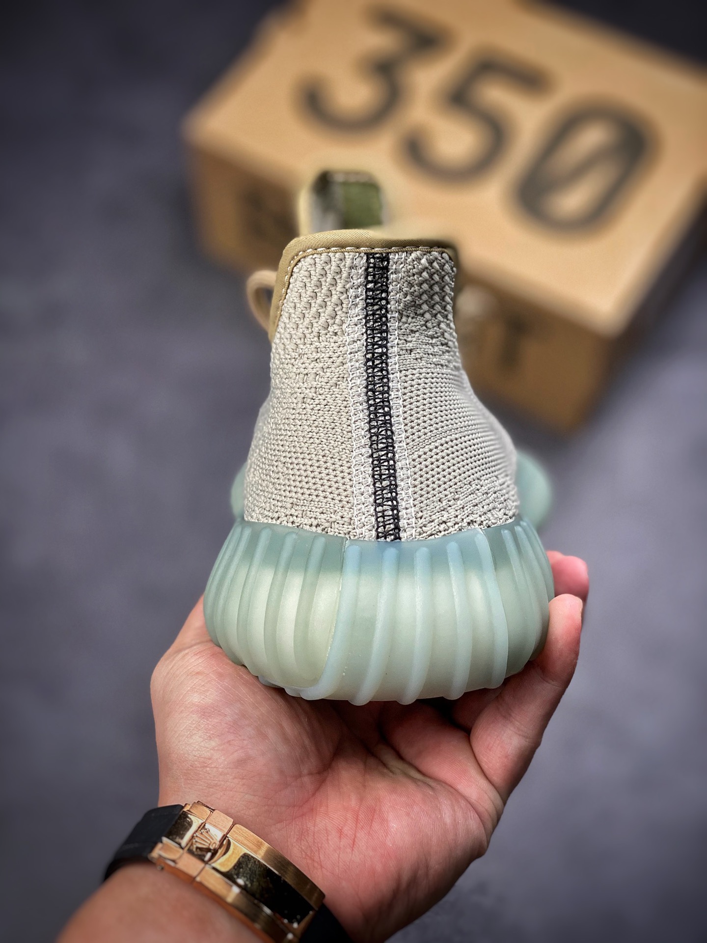 Yeezy Boost 350 V2 ”Brown Green” gray-green pure Dongguan FZ1268