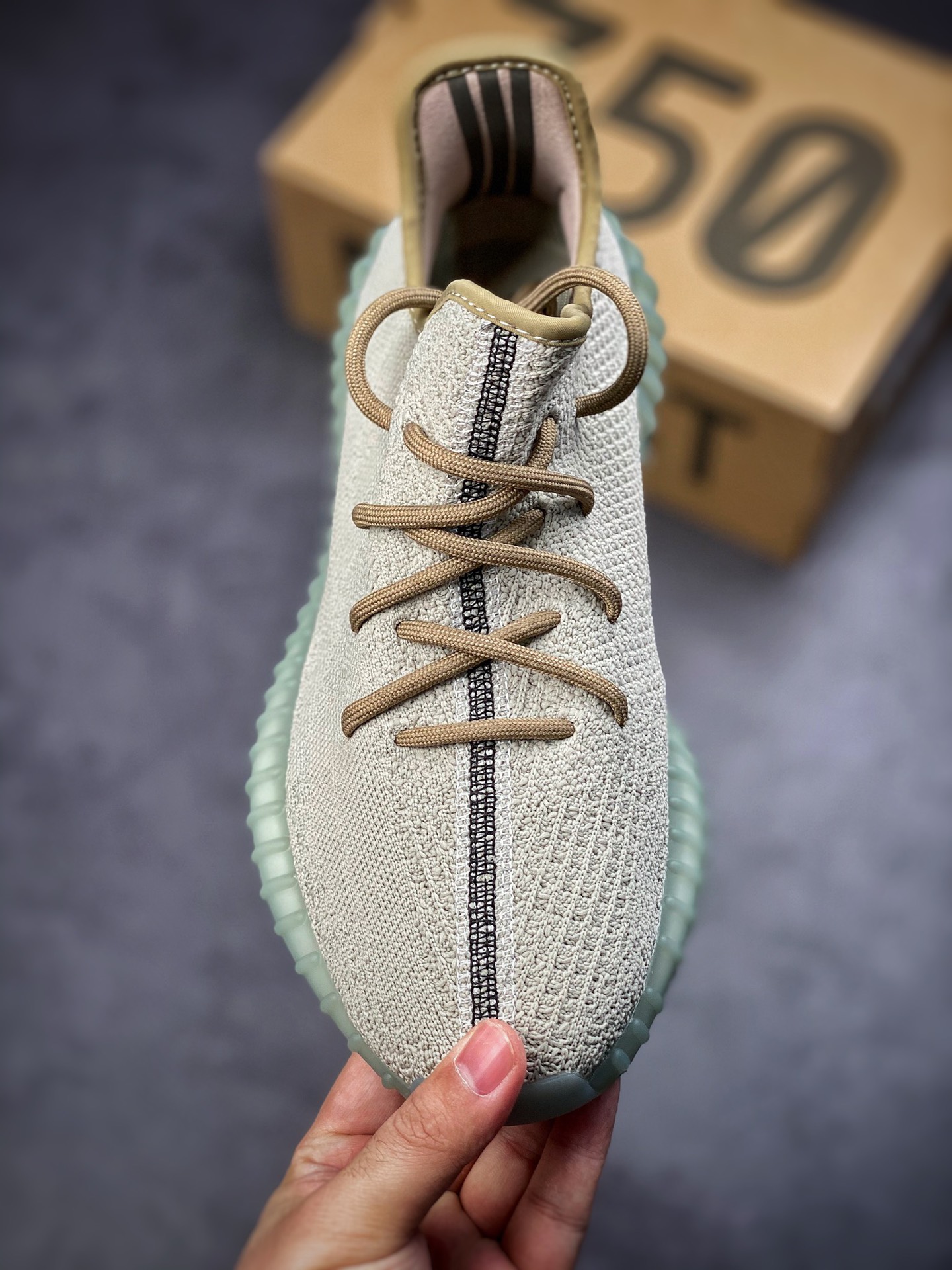 Yeezy Boost 350 V2 ”Brown Green” gray-green pure Dongguan FZ1268