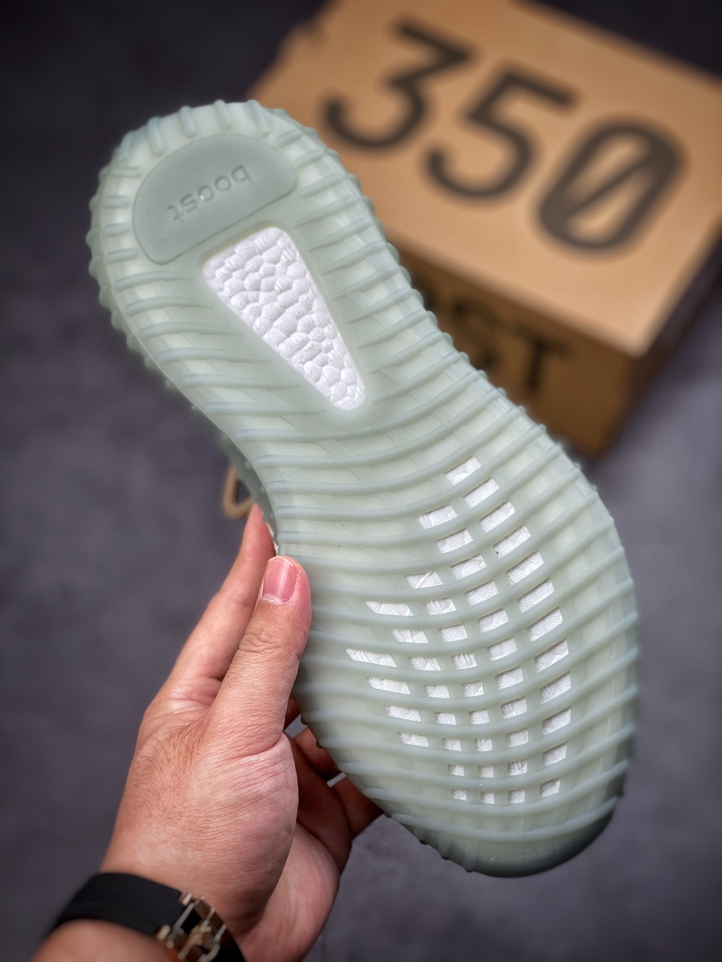 Yeezy Boost 350 V2 ”Brown Green” gray-green pure Dongguan FZ1268