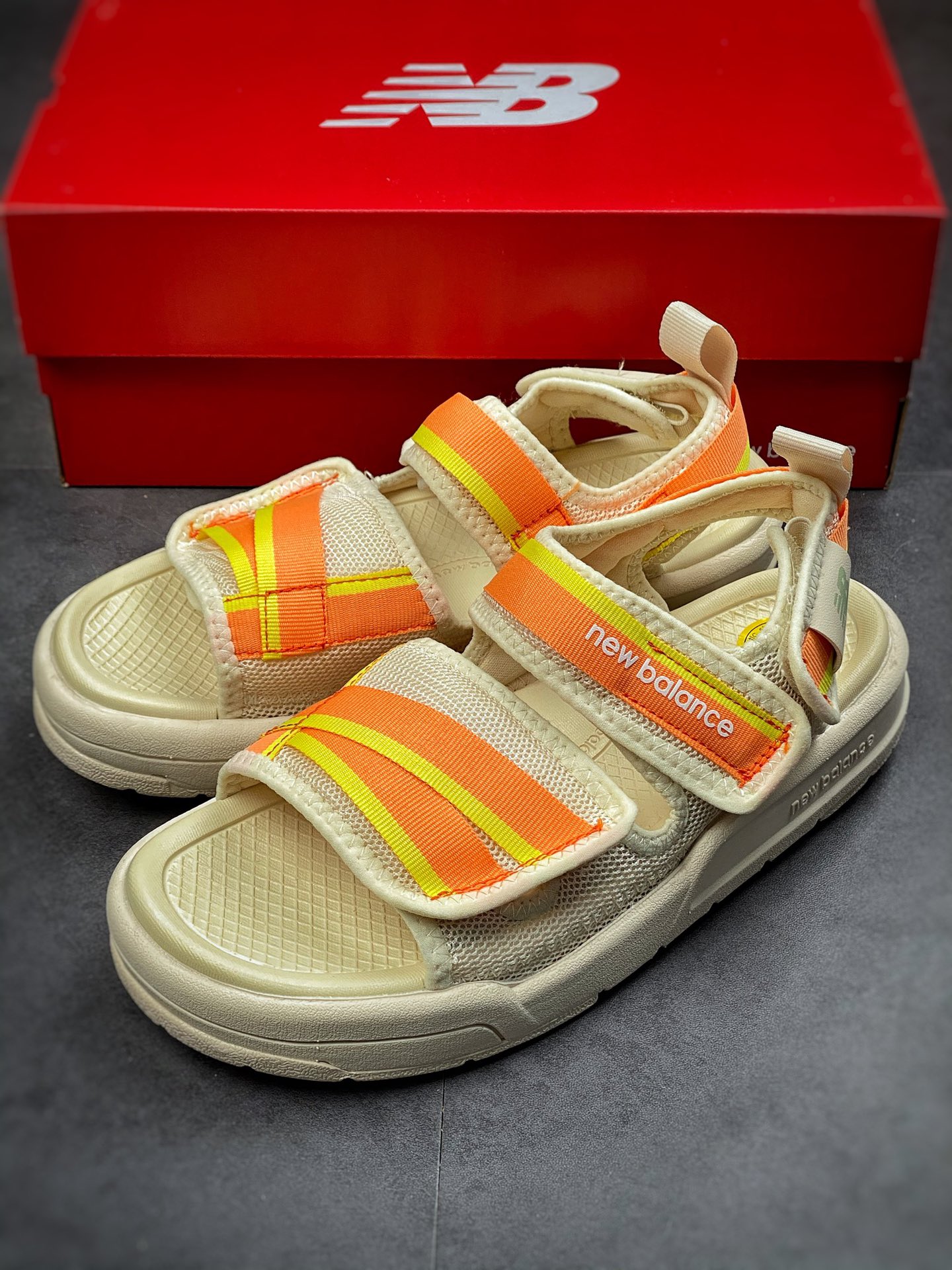 New balance summer new sports sandals Velcro design