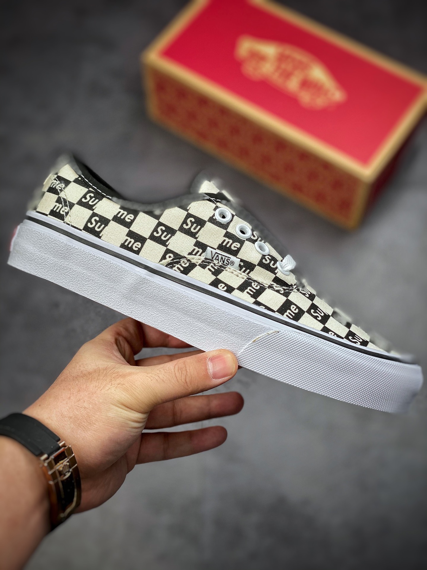 Supreme x Vans Authentic Pro casual fashion sneakers for men and women