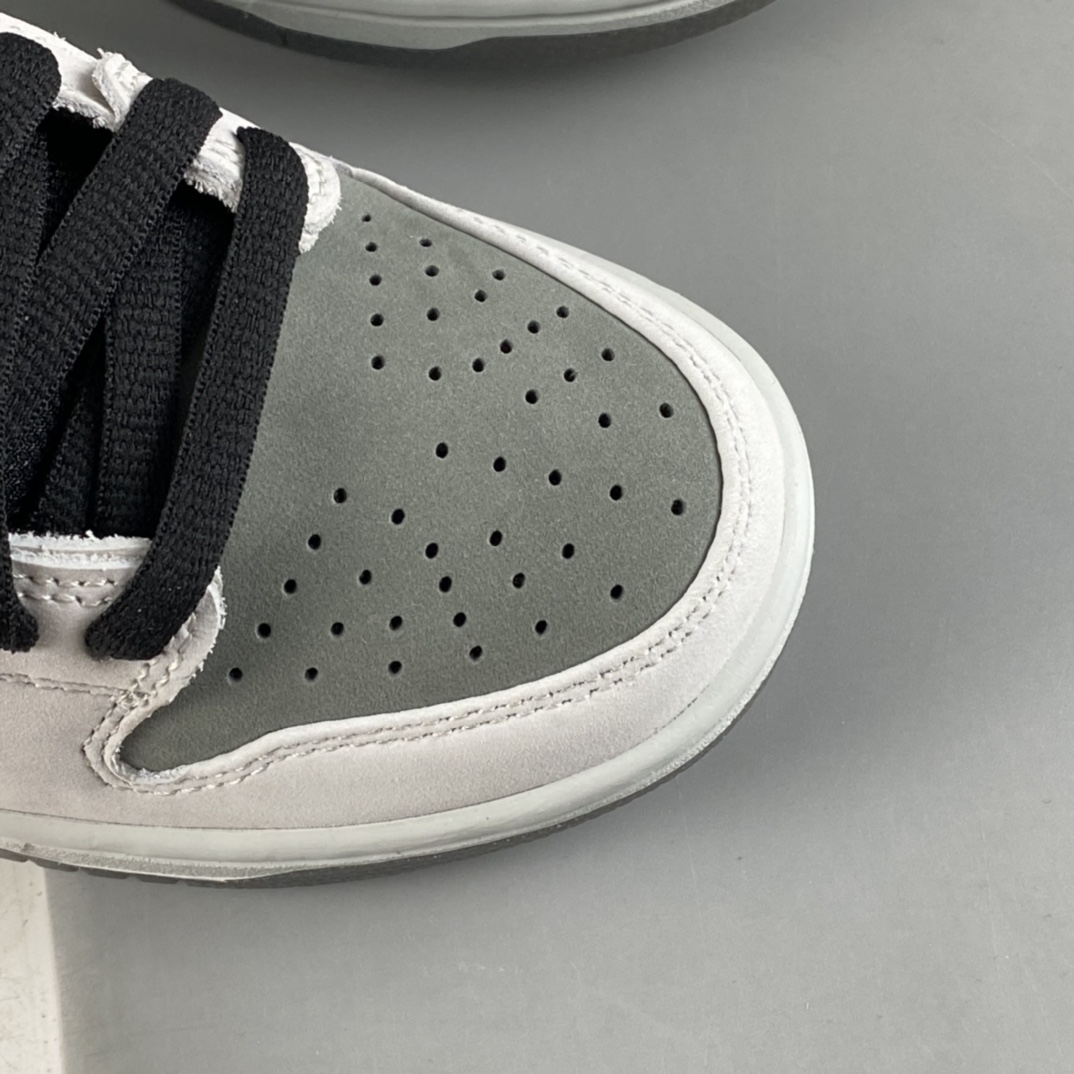Nike SB Dunk Low SB Low Top Sports Casual Sneakers CV1659-001-Top High Quatity Cheap Sneakers Fashion Clothing Clothes Bags handbags Shoes of all Brand wholesale With The best Quality And Beautiful Price from China Factory Chinese suppliers wholesaler seller Nike SB Dunk Low SB Low Top Sports Casual Sneakers CV1659-001