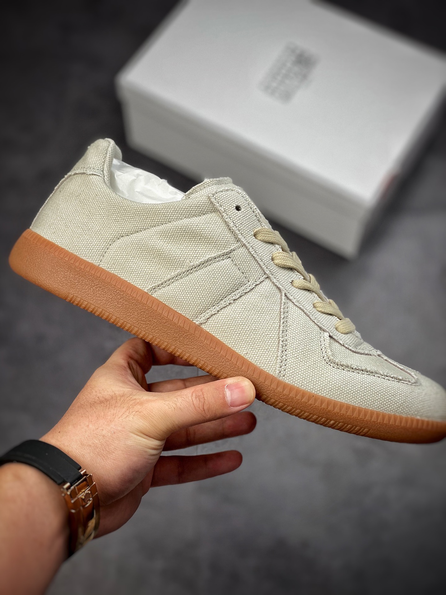 Classic Replica Leather Low sneaker classic gentleman moral training flat all-match sneakers S570236