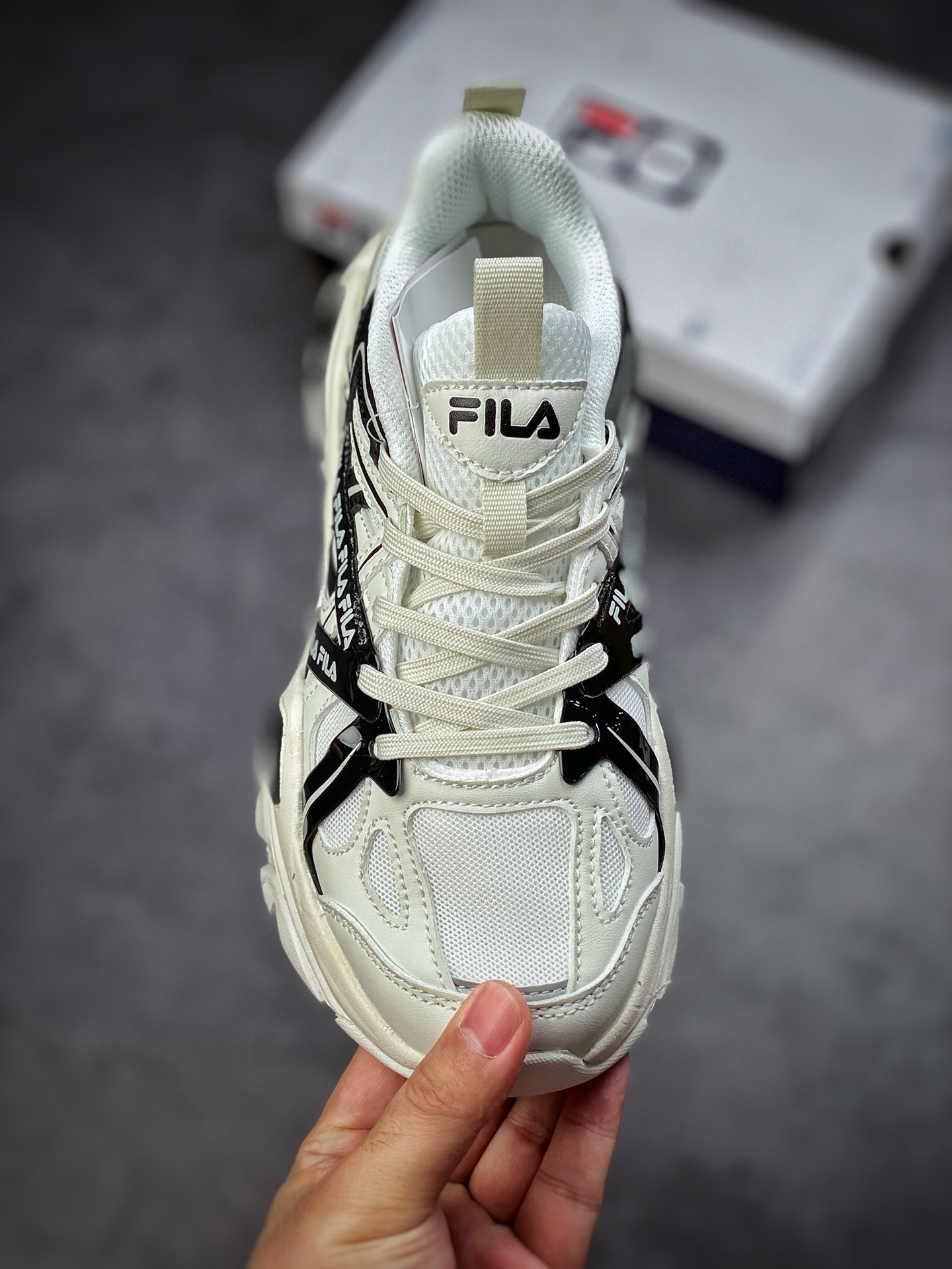 Italian Sports Aesthetics Fila Sport Interaction Cross Fishbone Series 5RM01577-120