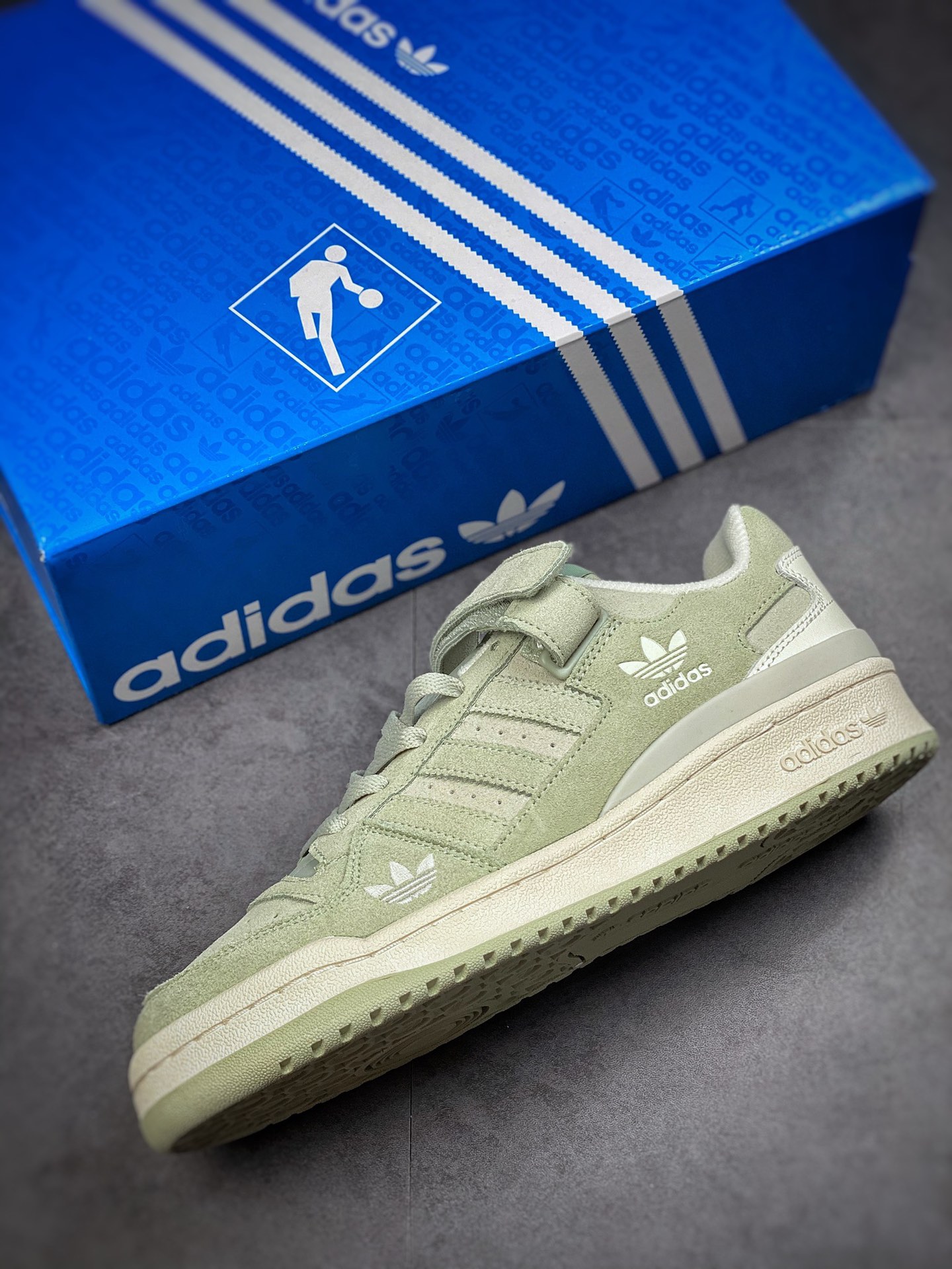 Overseas channel original box original standard version Adidas Forum 84 Low OG matcha green low-top 100 shoes H01945