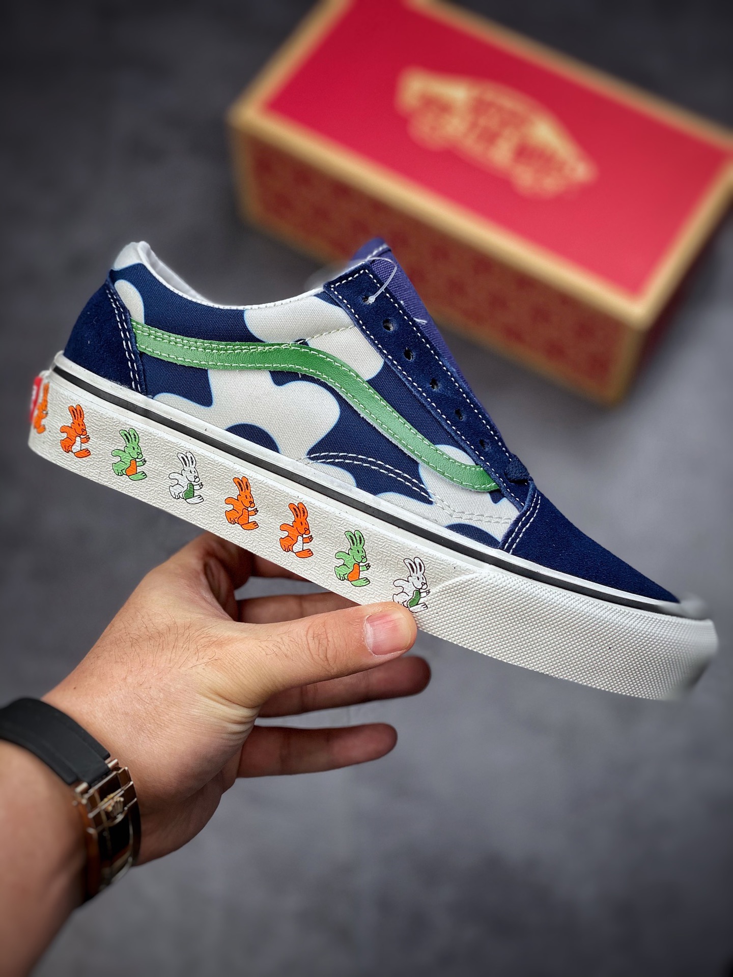 /Vans Vans official Old Skool color-blocking rabbit print men's and women's shoes