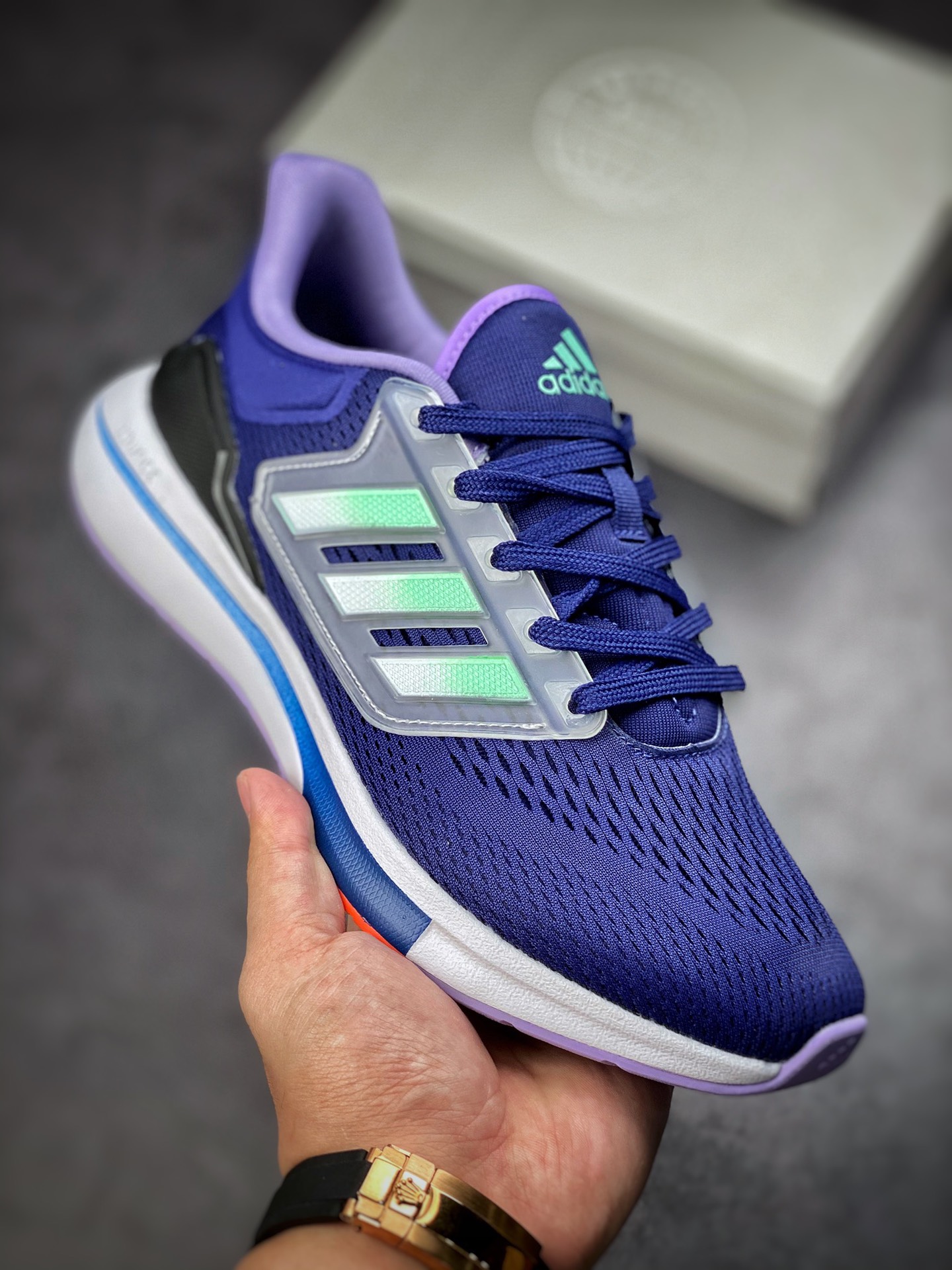 Adidas EQ21 RUN Officially Released Retro Running Shoes The Body Material Is Full Mesh Fabric GW9137