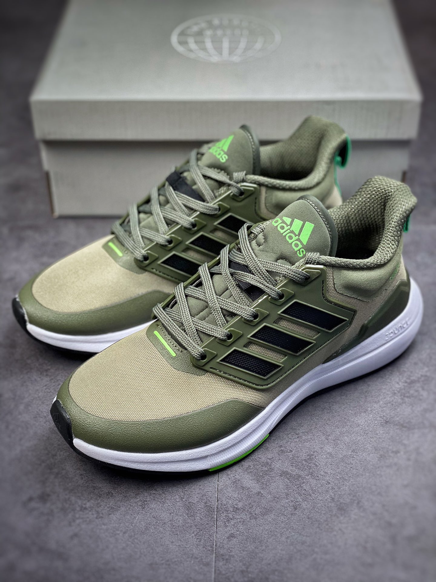 Adidas EQ21 RUN Officially Released Retro Running Shoes H68086