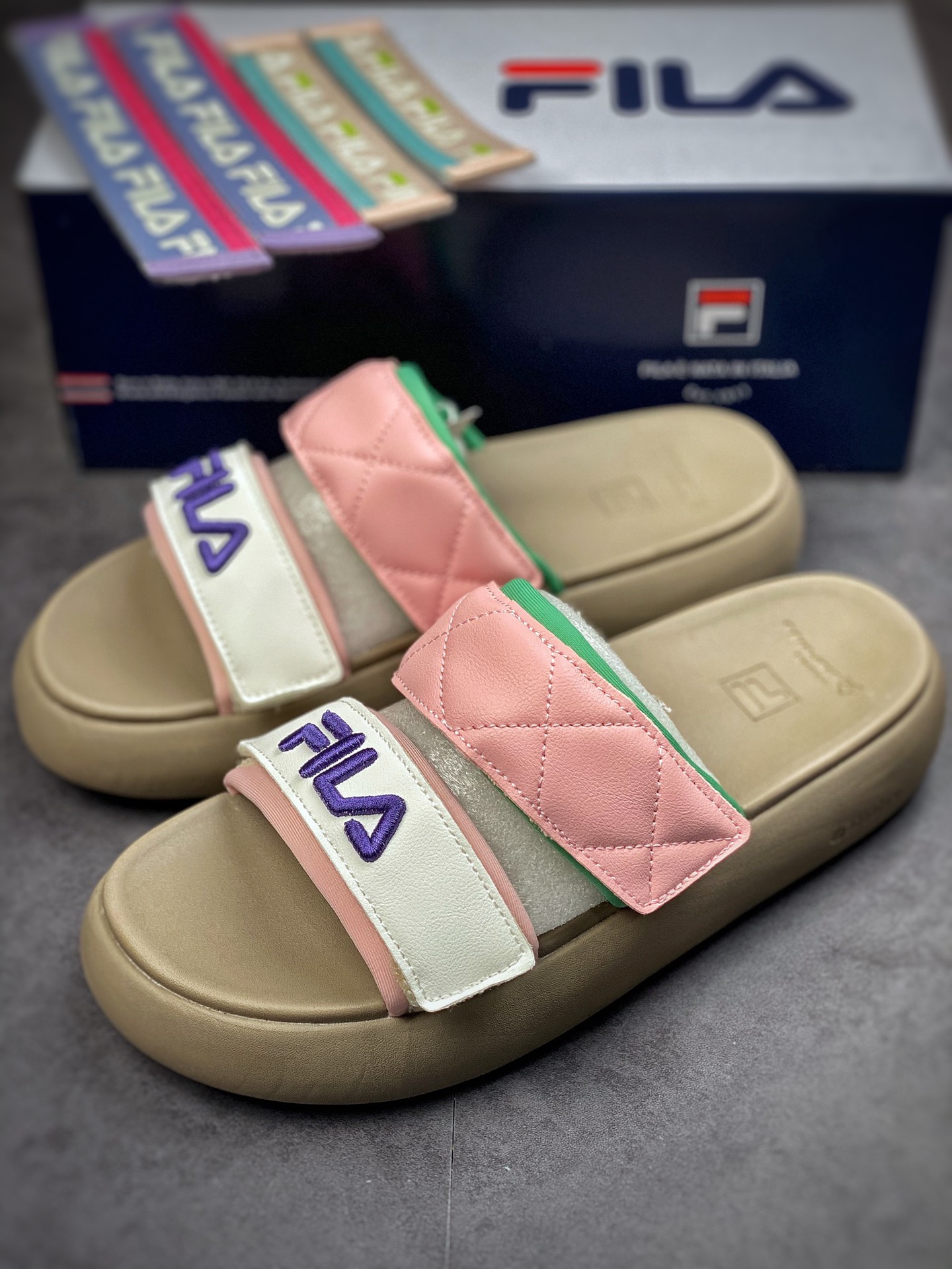 FILA Modern Series Women's Slippers Donuts 2022 Summer New Thick Sole Beach Shoes Velcro Casual Shoes F12W221503FGS