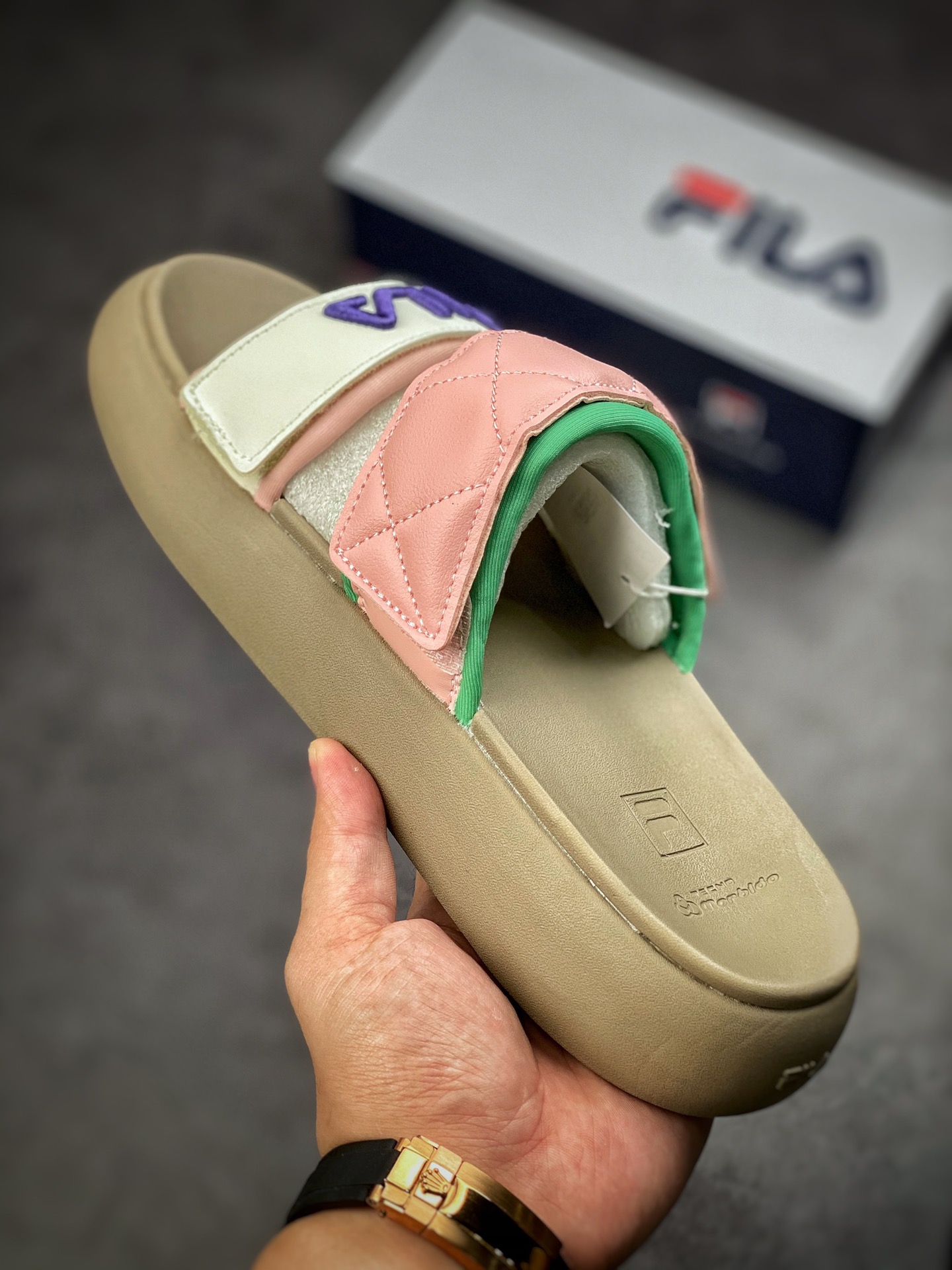 FILA Modern Series Women's Slippers Donuts 2022 Summer New Thick Sole Beach Shoes Velcro Casual Shoes F12W221503FGS