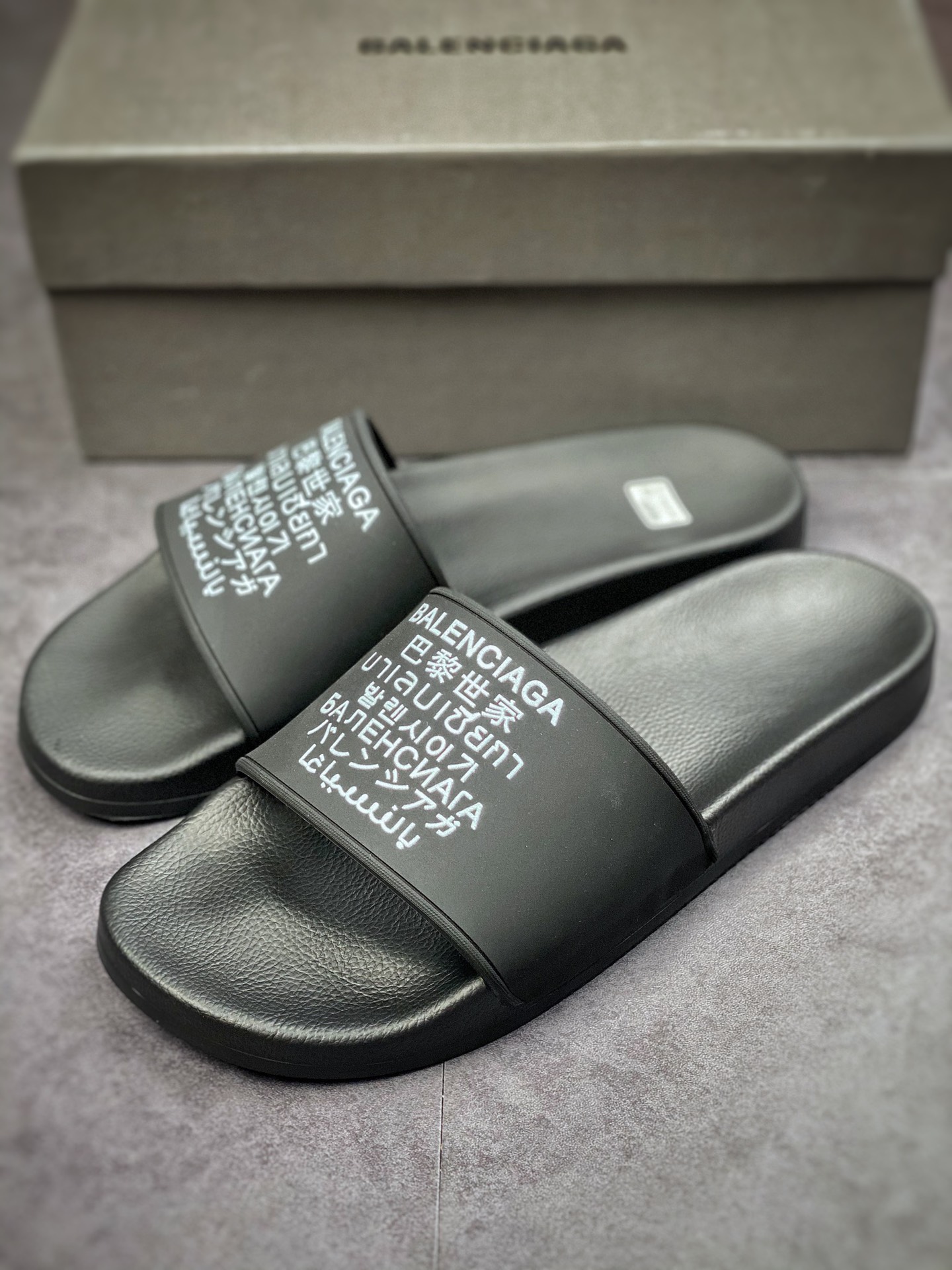 Balenciaga slippers