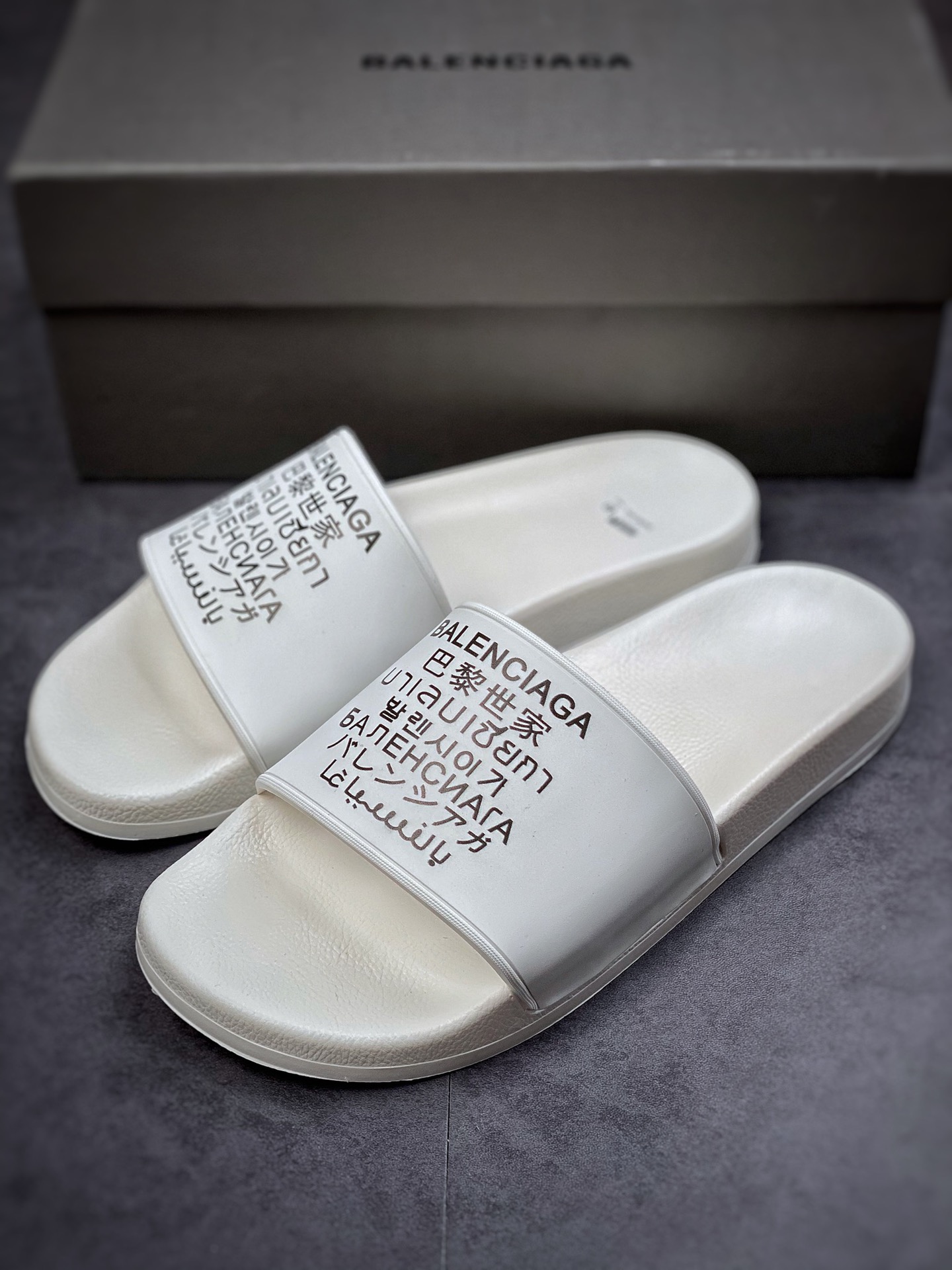 Balenciaga slippers