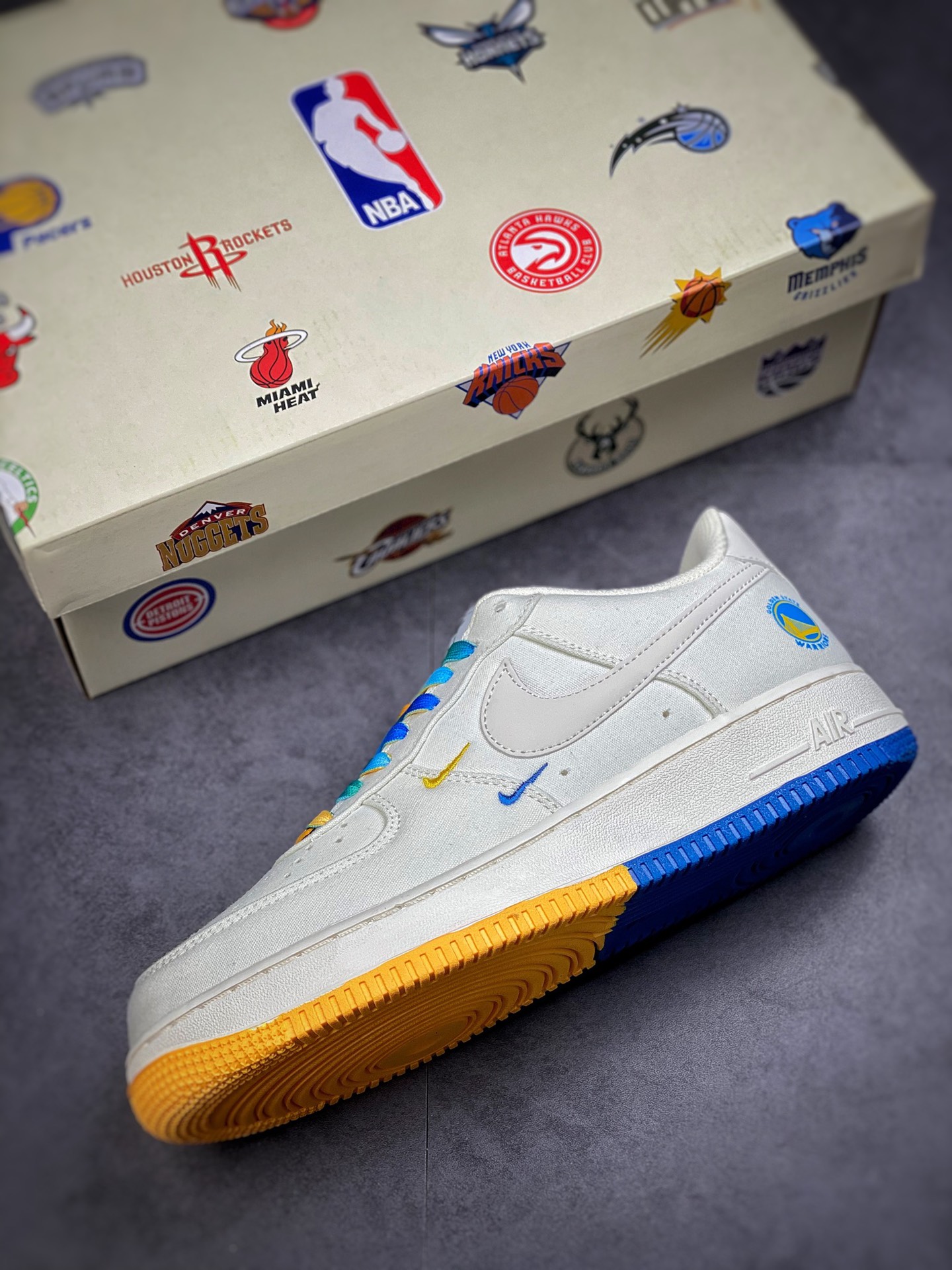 Nike Air Force 1 Low 07 String Label White Yellow Blue Gradient Golden State Warriors NA2022-004