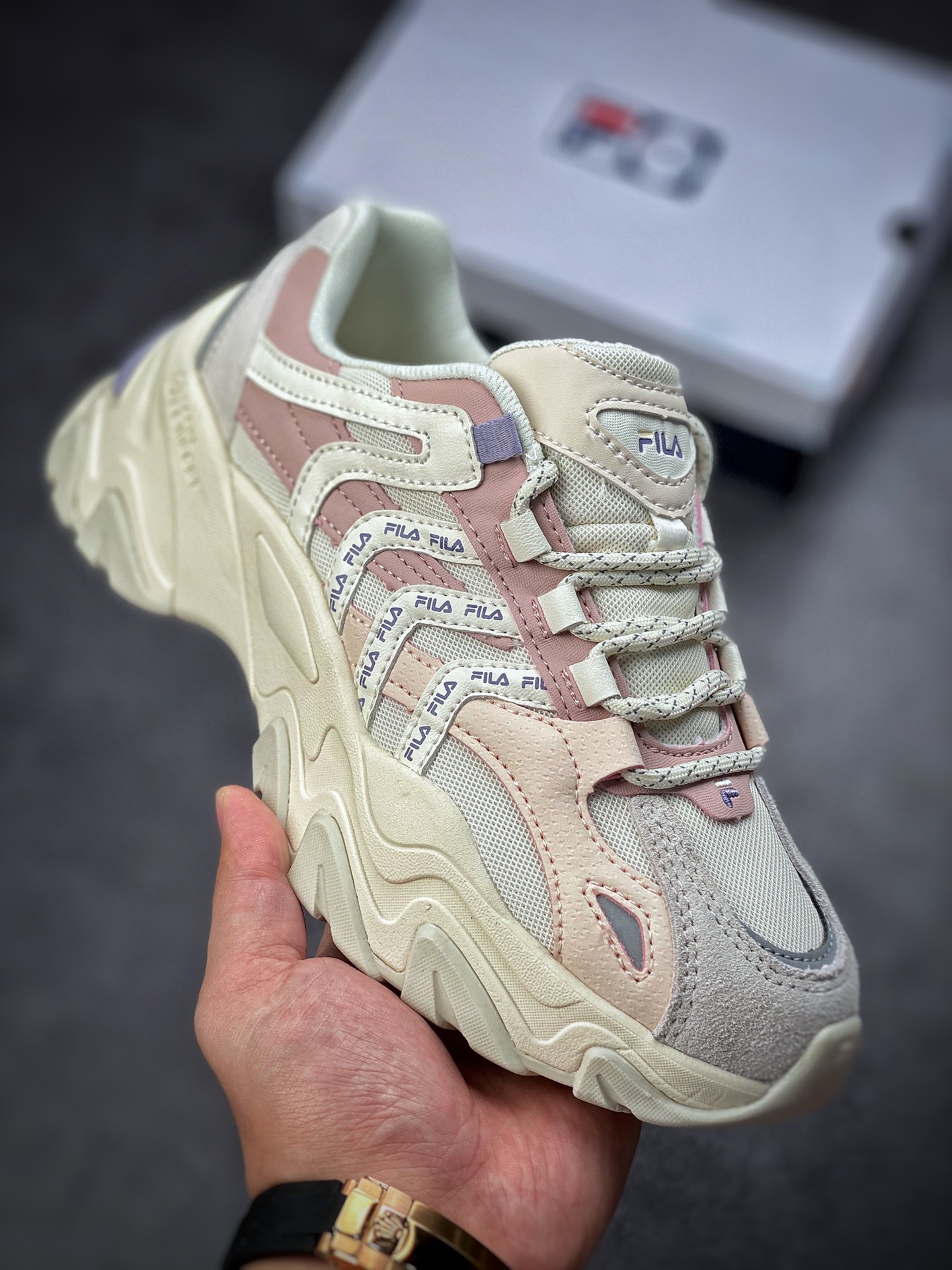 Fila Sport Interaction Cross Fishbone Three Generations Series ”Light Khaki Raw Gum” F12W134159FWS