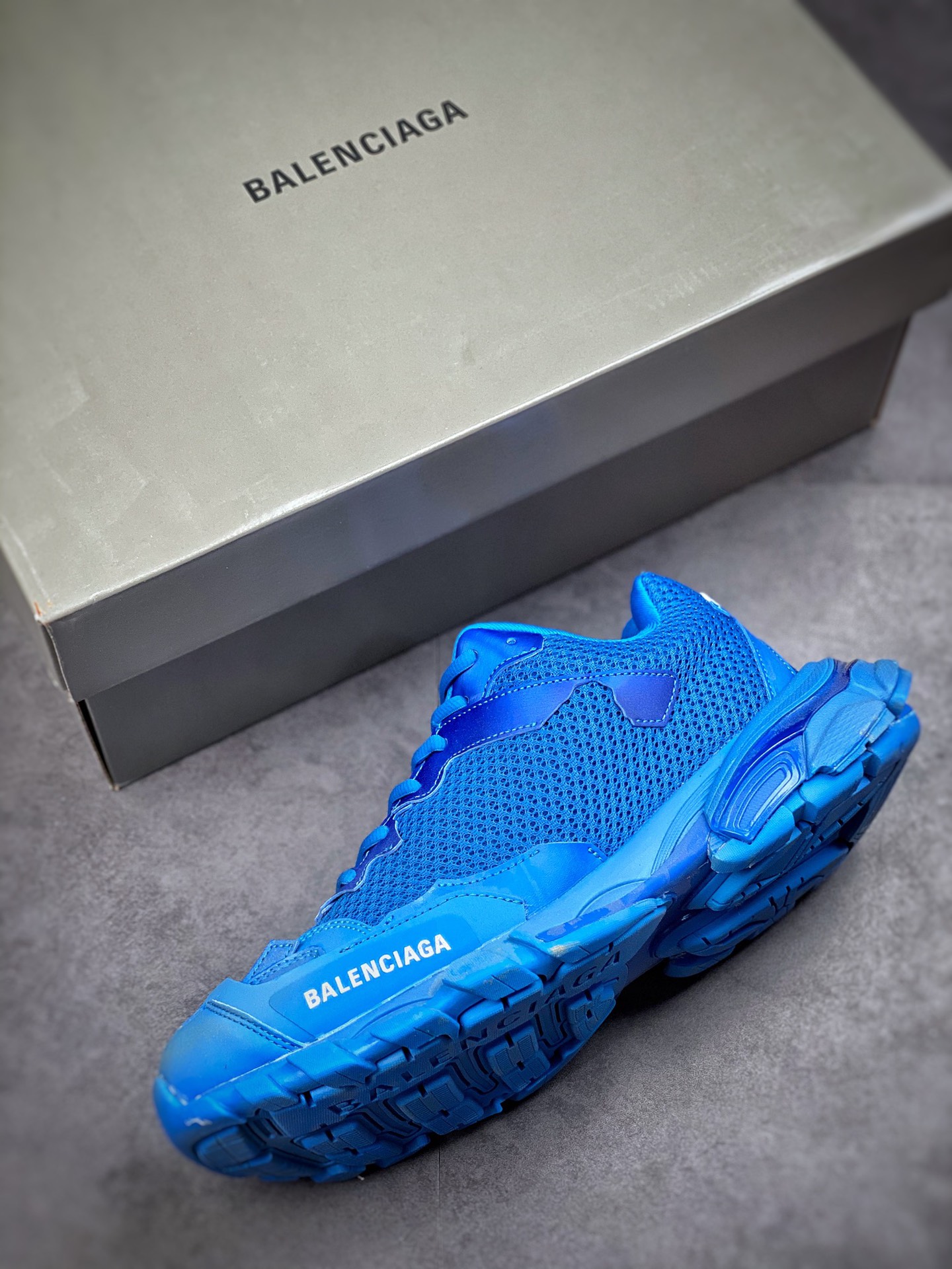 Balenciaga BALENCIAGA Track Trainers 3.0 generation simple series low-top retro wild running dad wind all-match casual sports jogging shoes 700875 W3RF1 4090