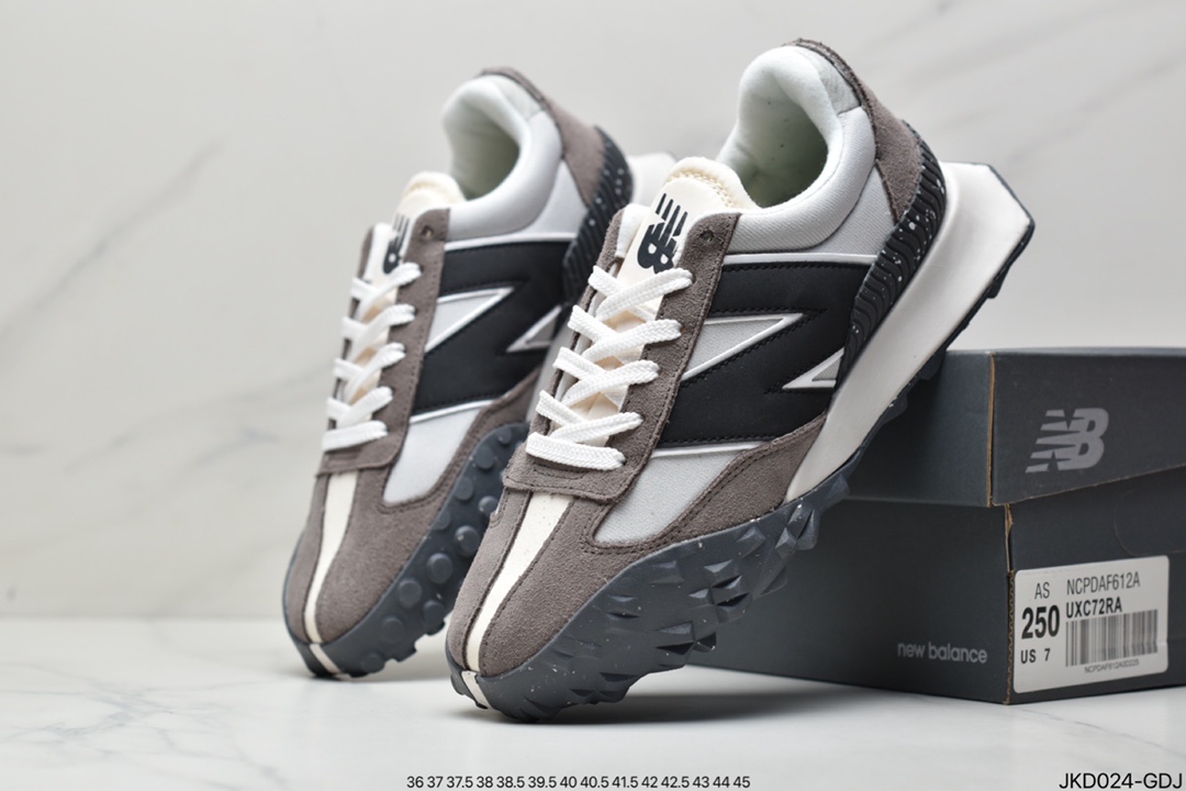 160 复古休闲跑步鞋 Casablanca x New Balance XC-72 系列 UXC72RA