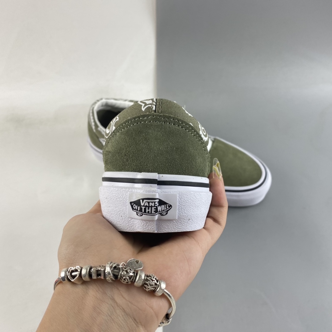 Vans Old Skool Vans Official Army Green Cashew Flower Low Sneakers VN0A5KRFB0F